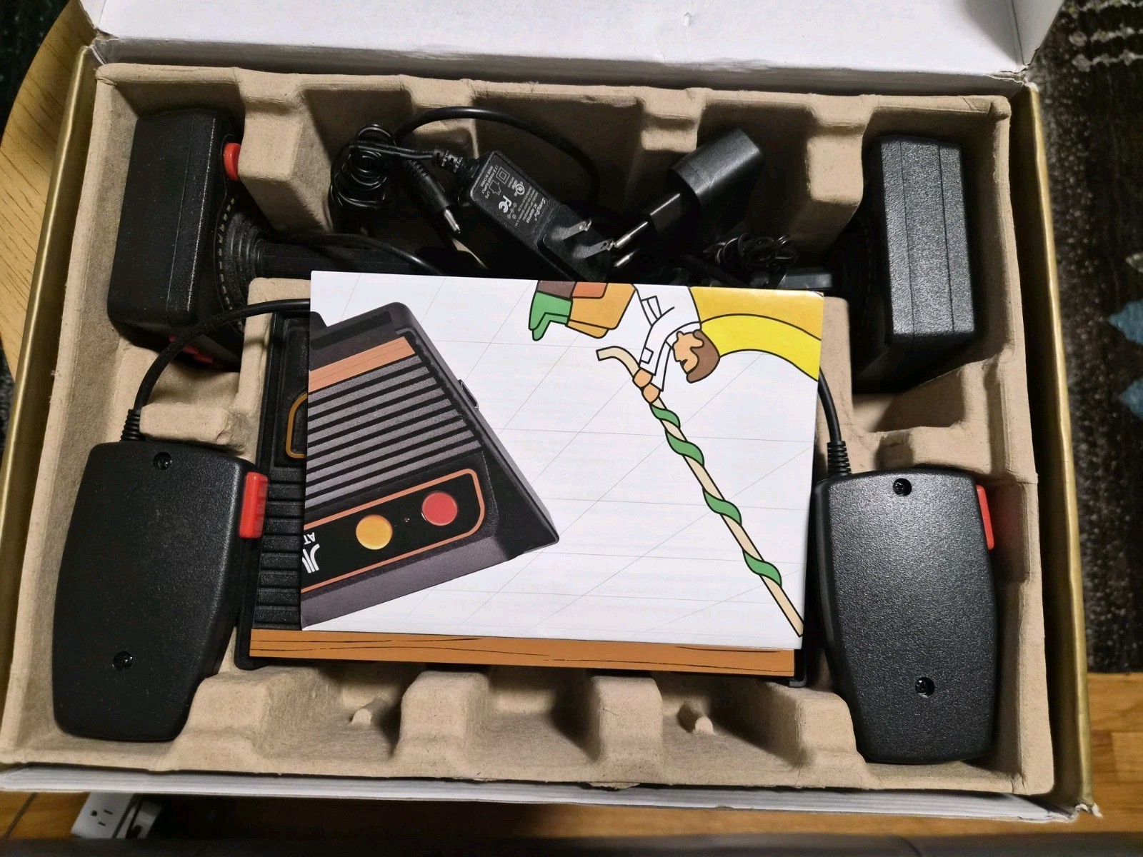 Atari Flashback 8 Gold Deluxe HD Console 40th Anniversary Edition with 120 Games