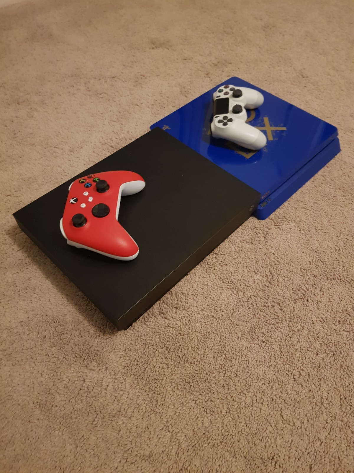 console bundle ps4 xbox one x+2 monitors monitor arm and 2 controllers