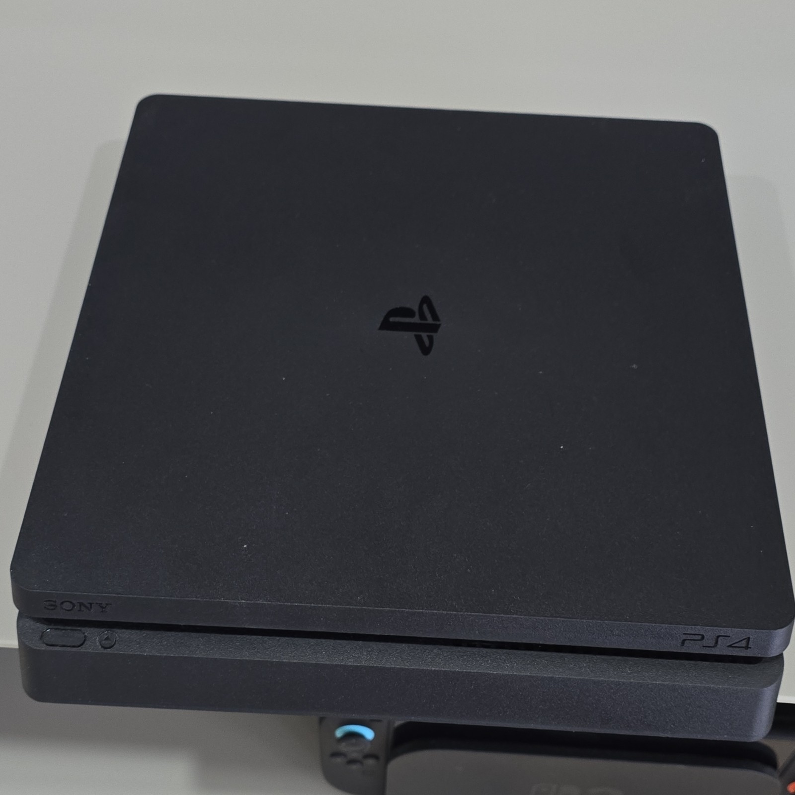 Sony PlayStation 4 Slim PS4 Console Black 500GB 1080p CUH-2XXX