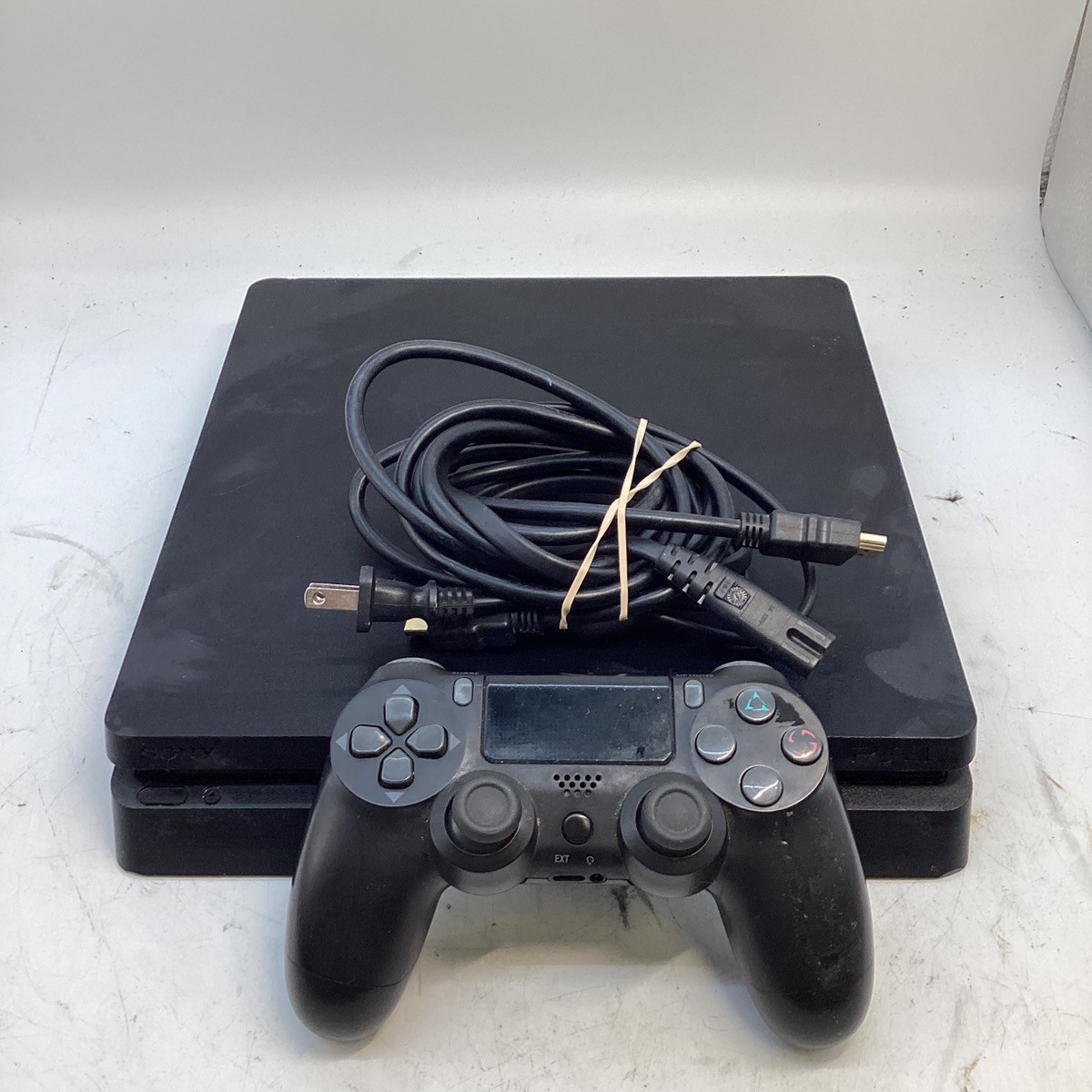 Sony Playstation 4 Slim PS4 Game Console 1TB Black (EL1128115)