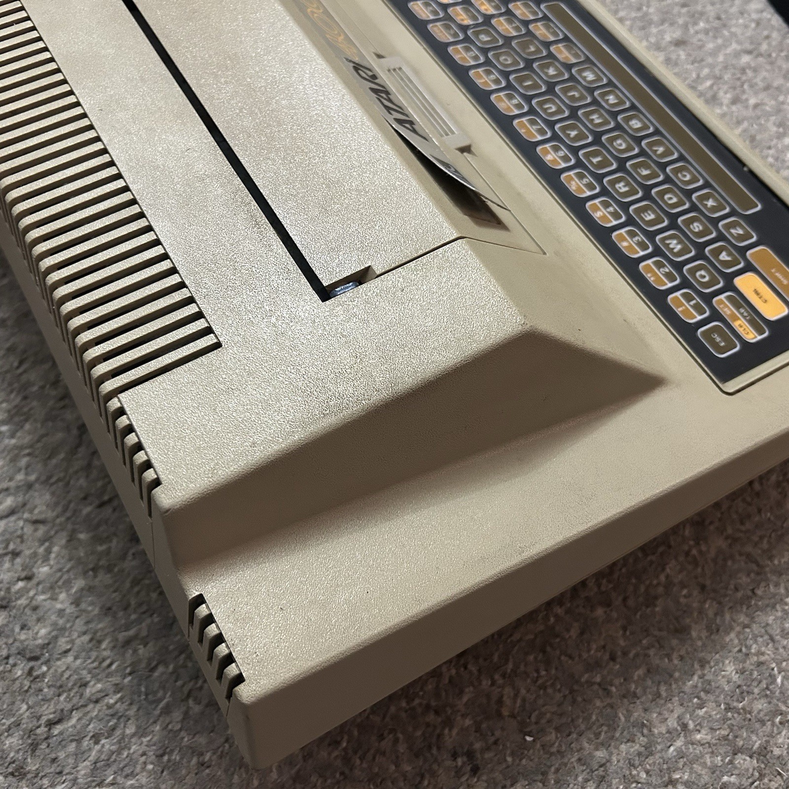 FOR PARTS/REPAIR Atari 400 Computer Console w/ Power Supply UNTESTED Powers On