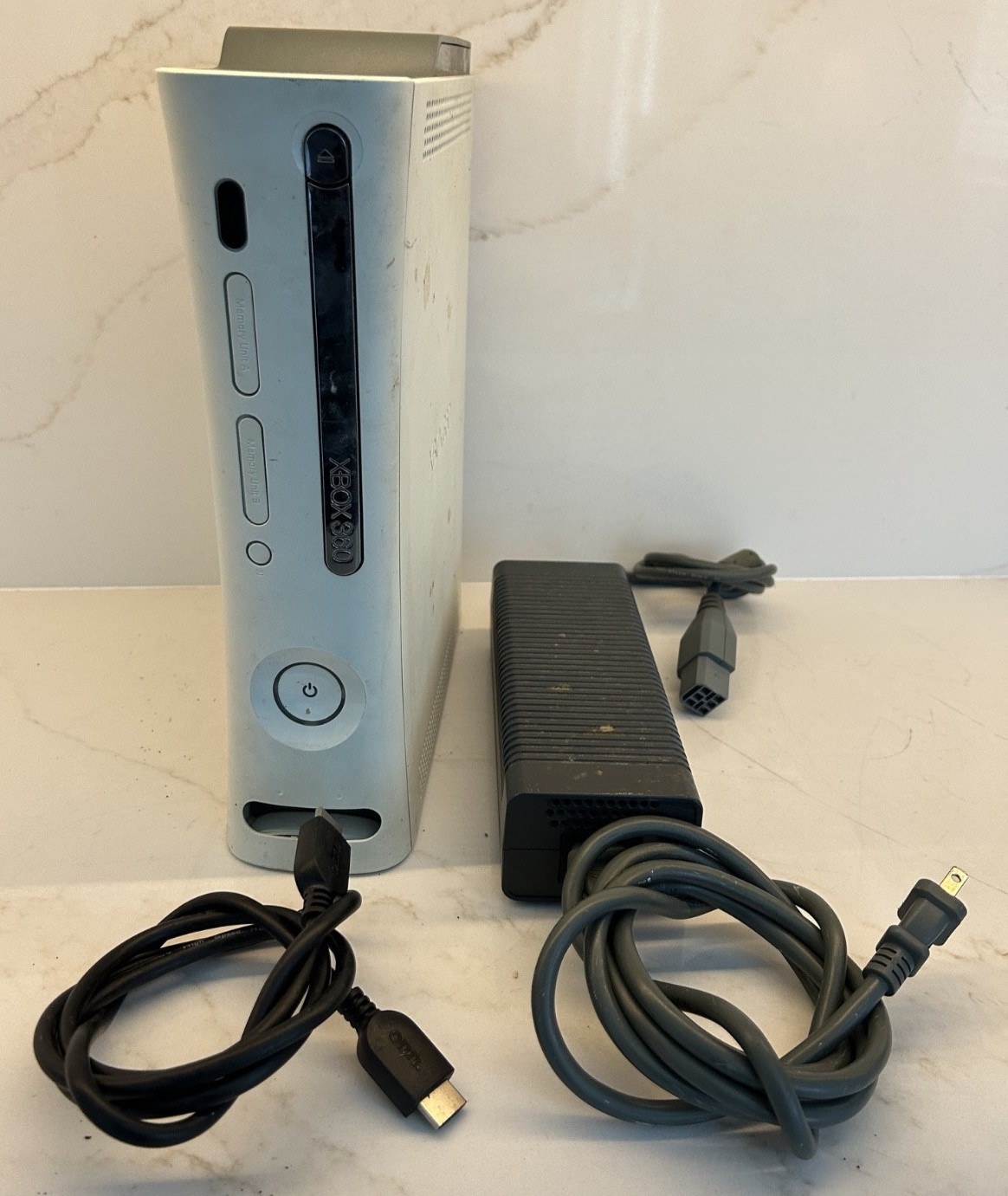 Microsoft Xbox 360 60GB HDD White Console W Power, AV Cables – Free Shipping