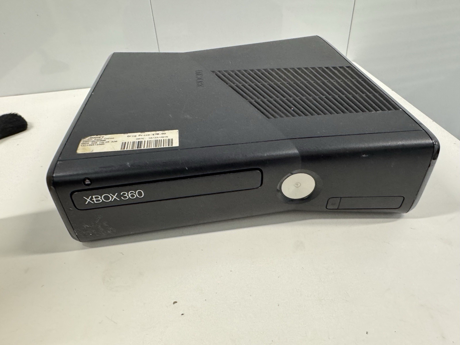 Microsoft Xbox 360 S Slim 320GB Console + Kinect Sensor Bundle – As-Is