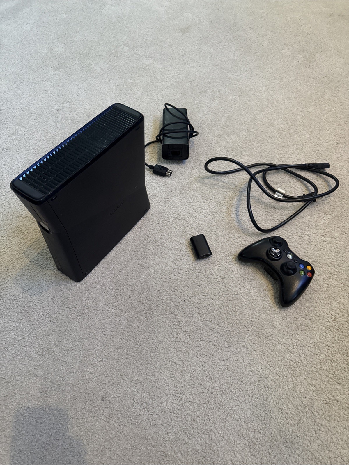 Microsoft Xbox 360 S 4GB Black Console