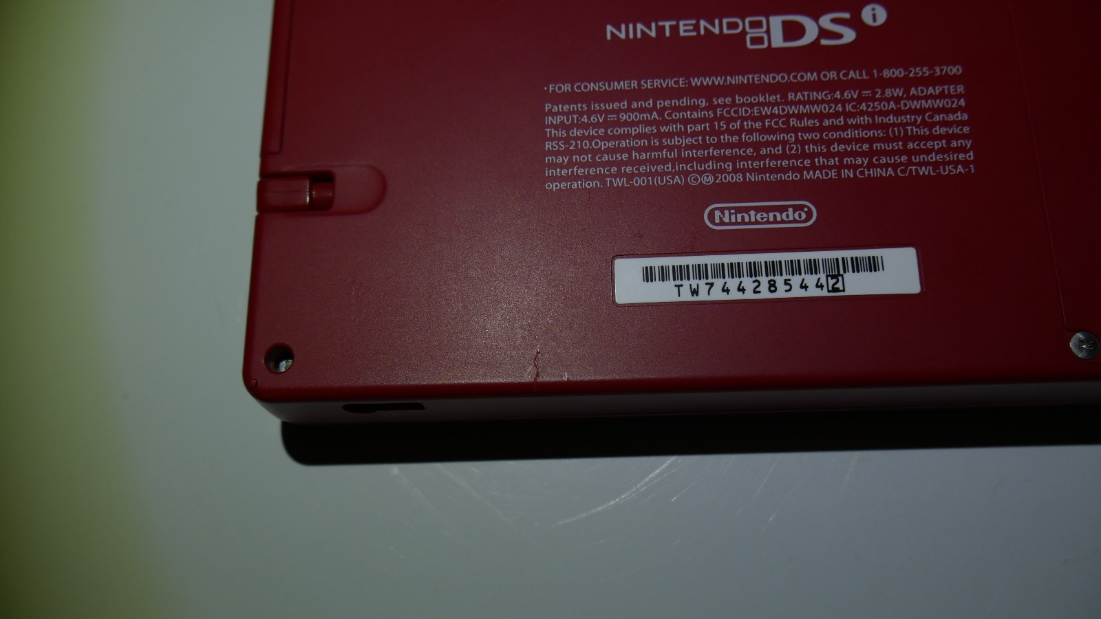 Nintendo DSi Console With Official Charger & Stylus (Very Good Condition / Red)
