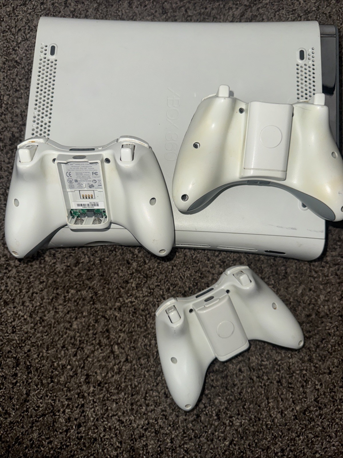 Microsoft Xbox 360 Pro 20GB Console – Matte White