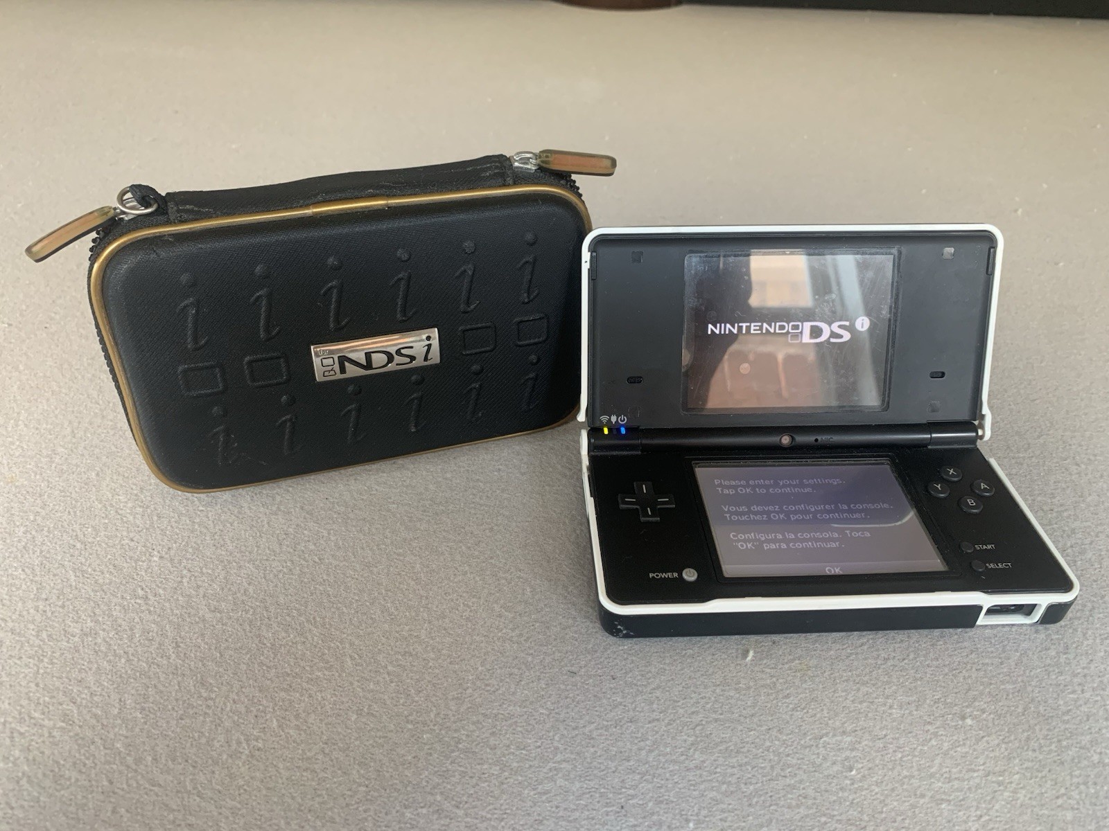 Nintendo DSi Black + Hard skin + Case Tested Working Authentic ✅