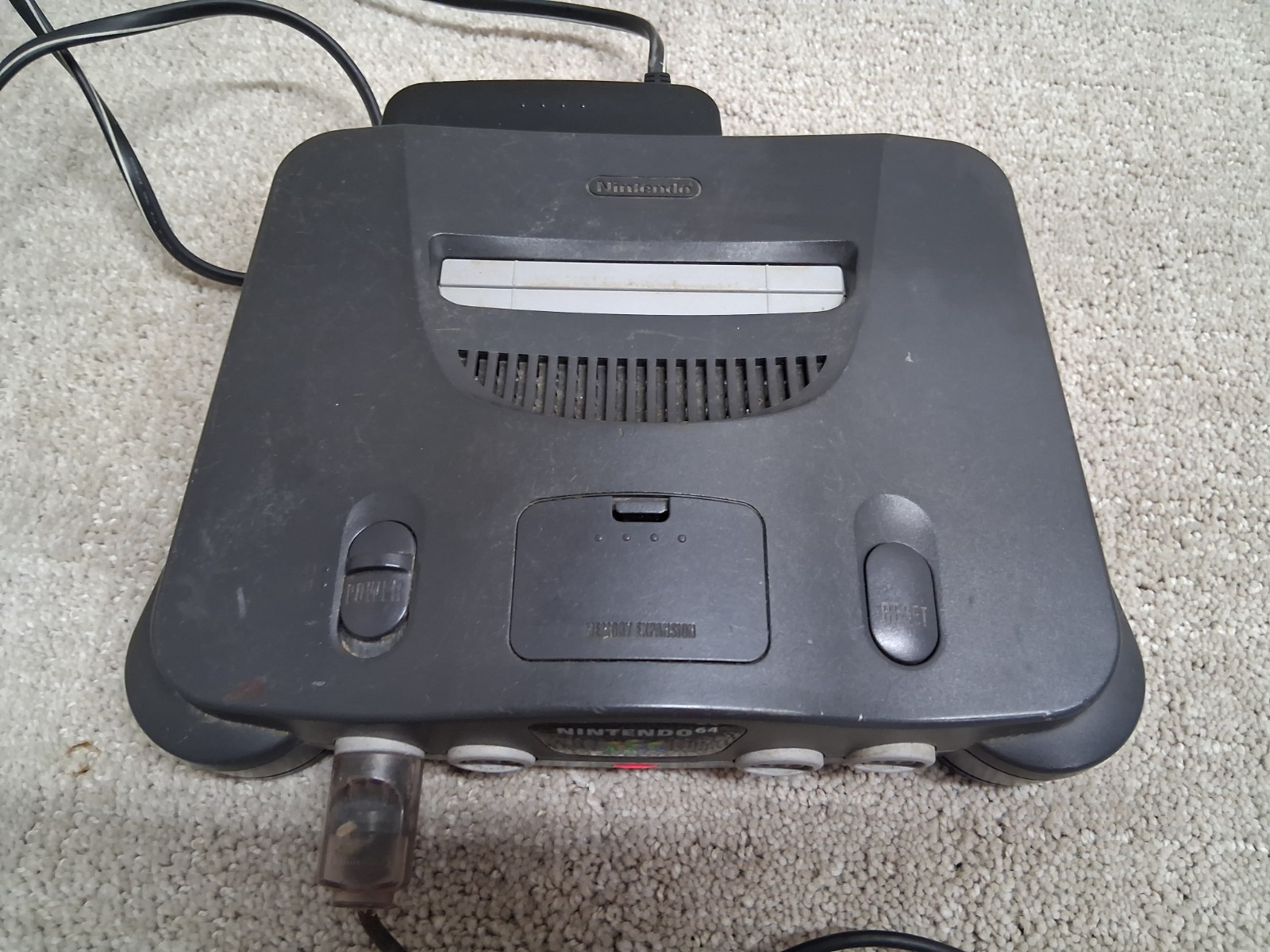 Nintendo 64 N64 Gaming Console System W/ Controller No AV Cord Powers On