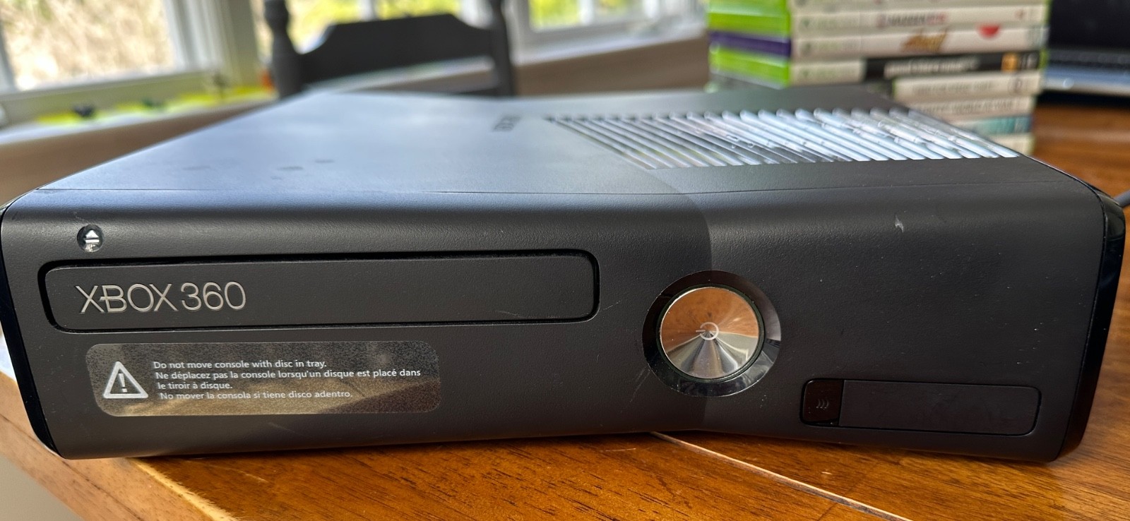 Microsoft Xbox 360 S Black Console, Kinect, Controllers, power cords, and games