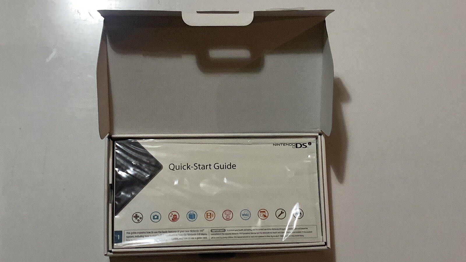 NINTENDO DSi Black Console NTSC U/C – Open Box – Old Stock – TWL S KA USZ