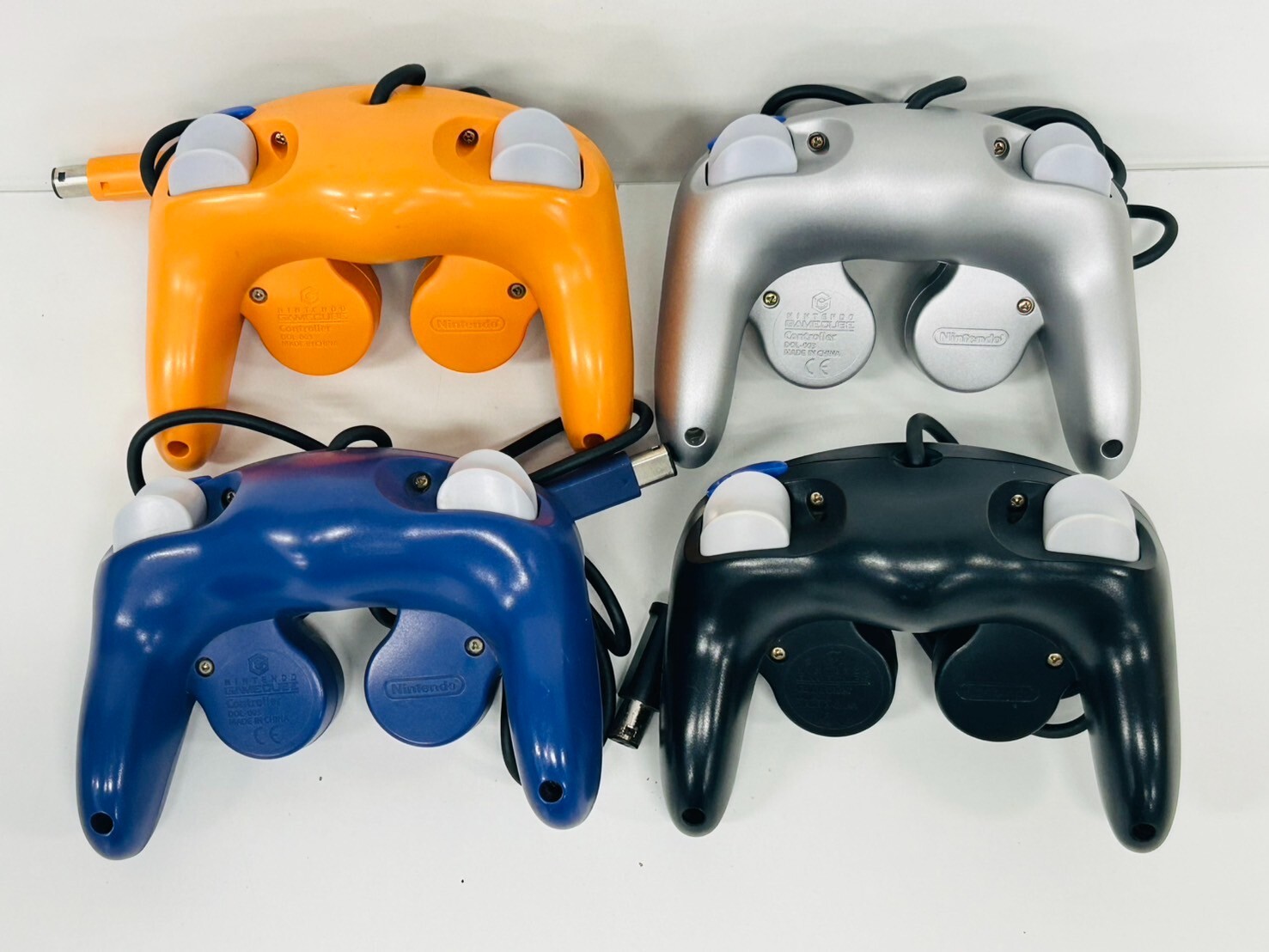 Nintendo Gamecube Controller Orange Silver Violet Black set Very good B-52