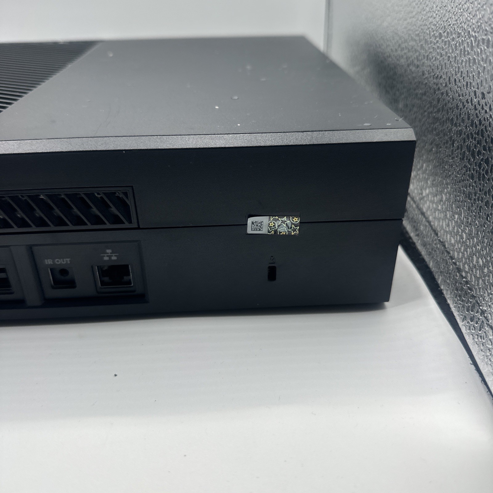 Xbox One 500GB Console – W/ Games & Controller – Tested & Working