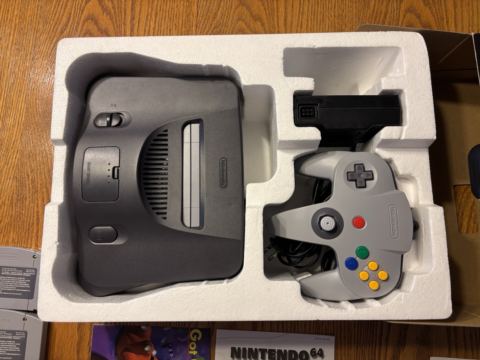 Nintendo 64 Gray/Black Console with Controller, Power Supply, Box & Manuals