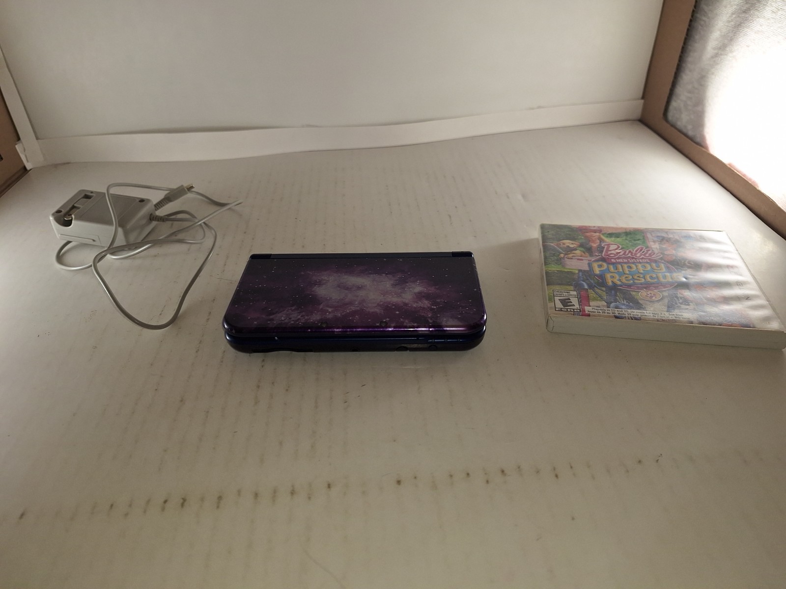 New Nintendo 3DS XL Galaxy Edition With Charger And stylus