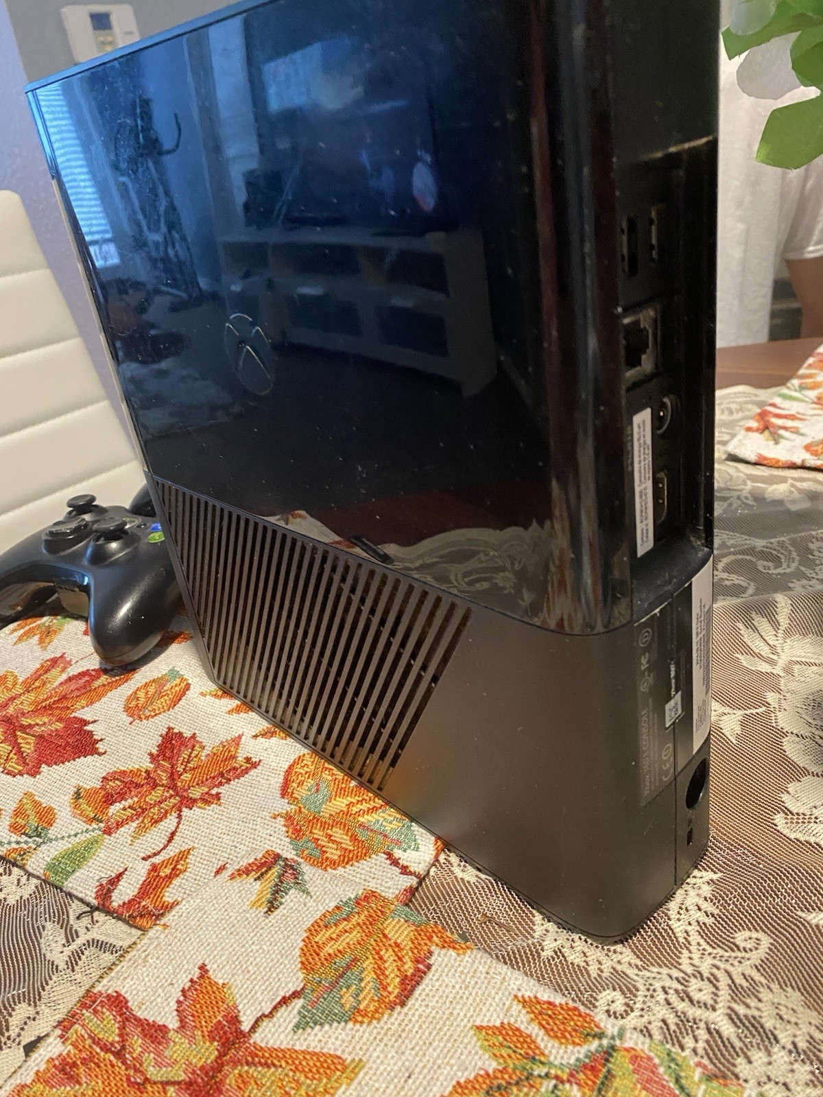 Microsoft Xbox 360 S 4GB Black Console