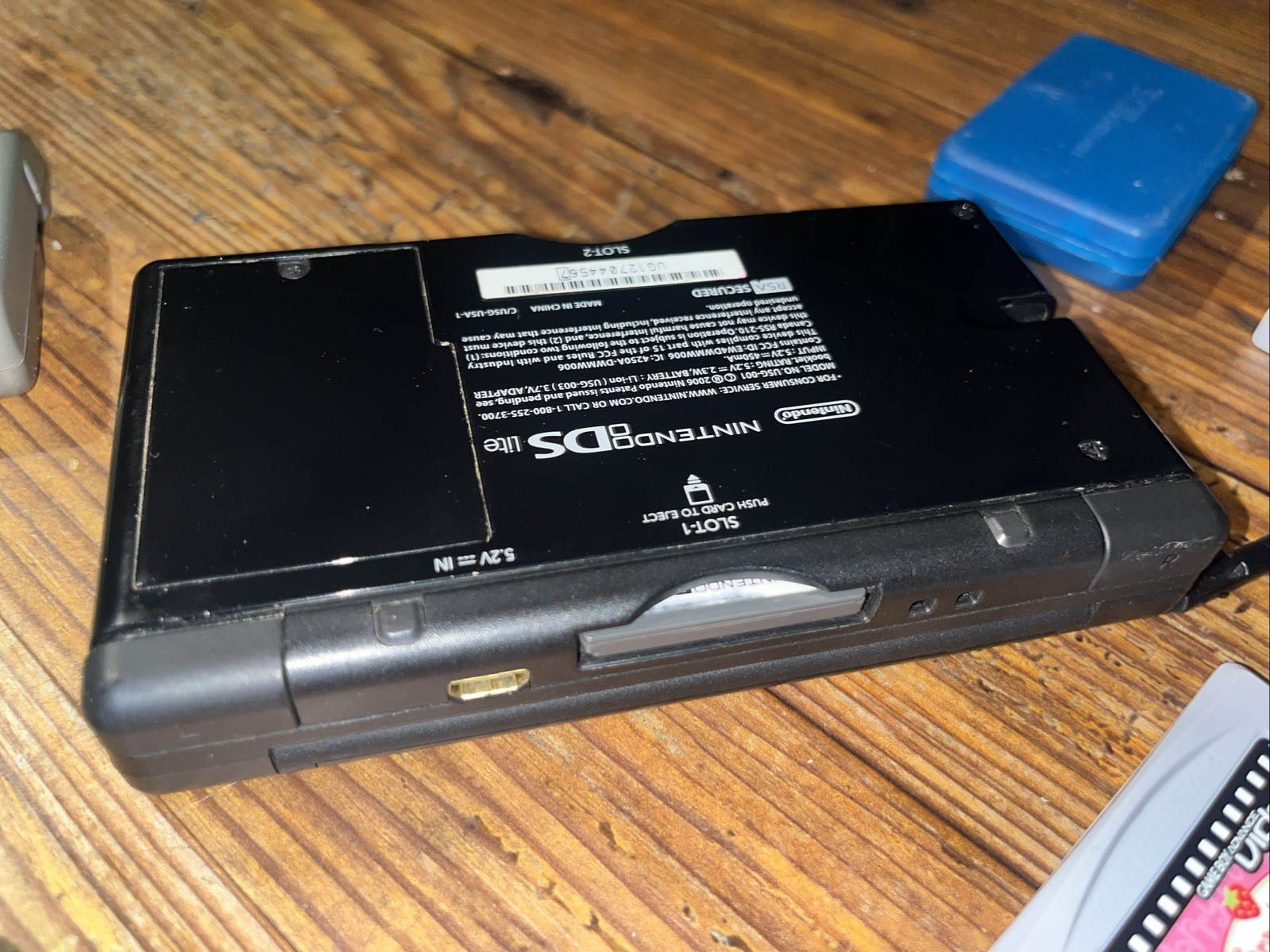 Nintendo DS Lite Black Console Bundle with 9 games – Tested & Working