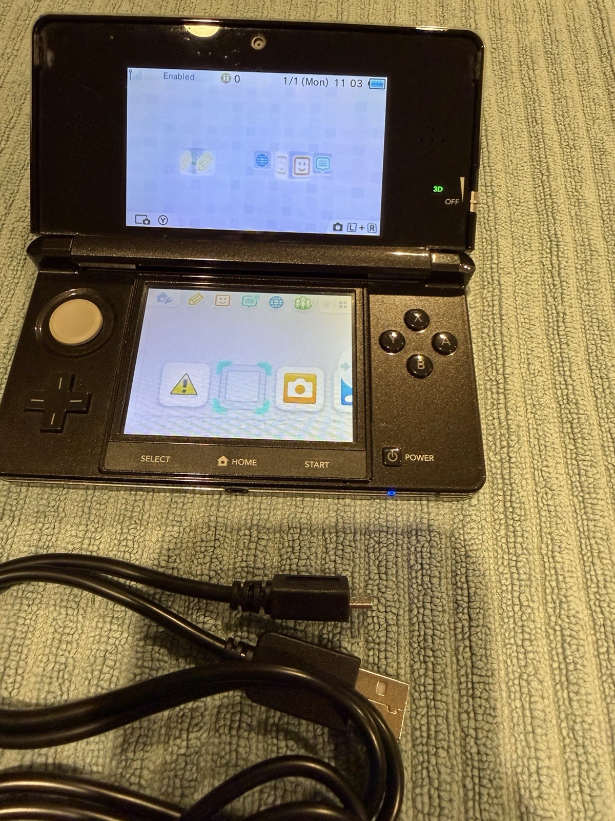 Japanese Nintendo 3DS System Black Working Us Seller With Charger Region Free B