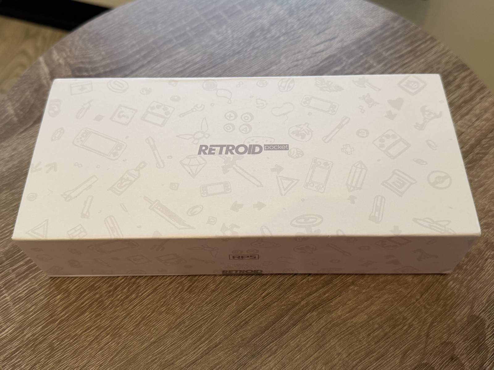 RETROID POCKET 5 OLED Retro Handheld 128GB/8GB RAM BRAND NEW