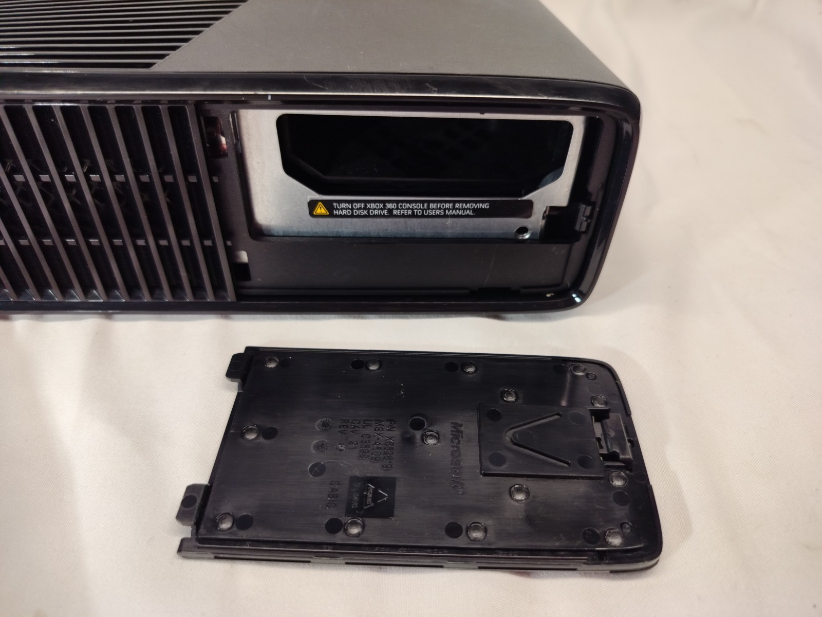 Microsoft Xbox 360 S Slim Model 1439 – Console & Kinect Bundle 4GB Tested