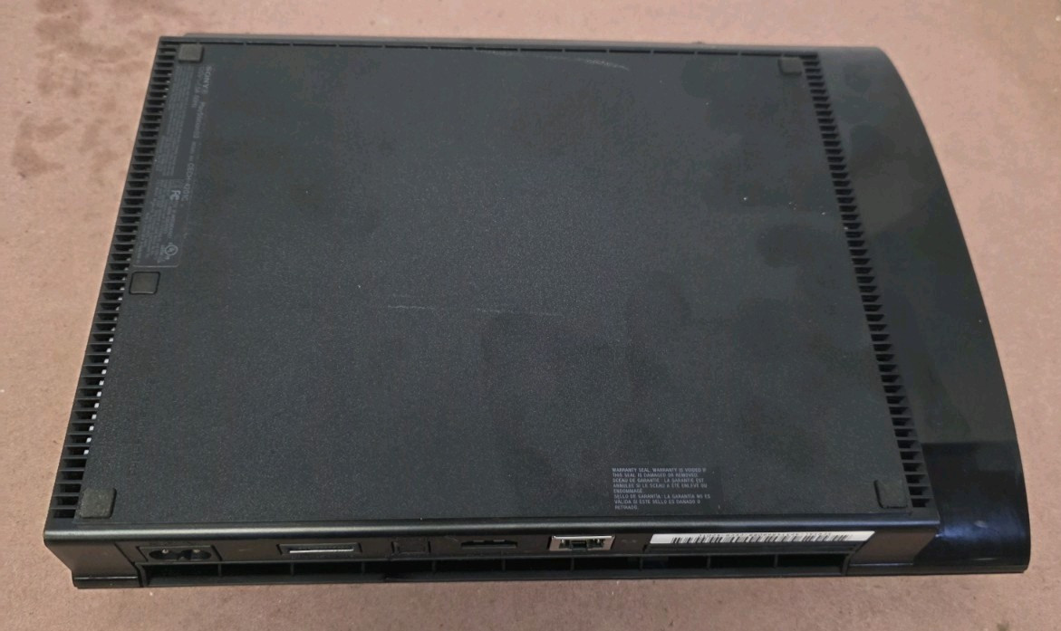 PlayStation 3 PS3 console only comes with Plug and HDMI Cable FIRMWARE4.82 (C12)