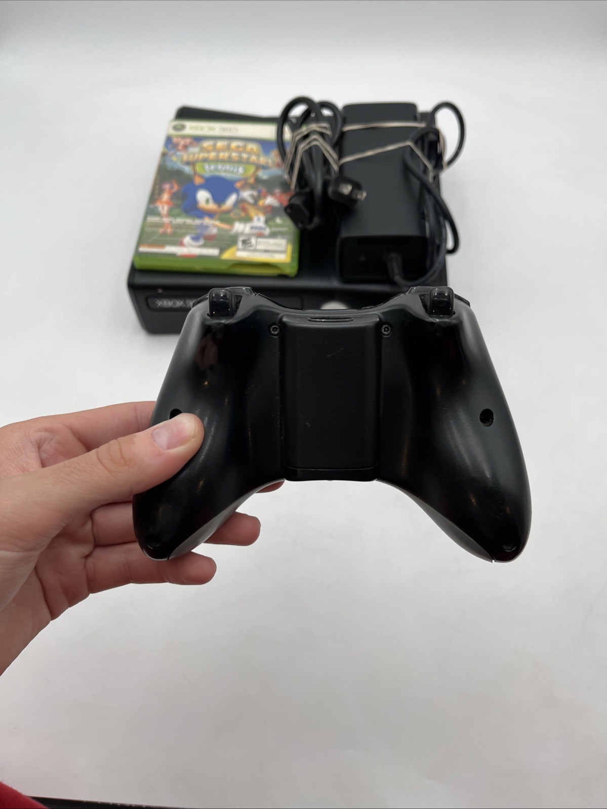 Xbox 360 S Slim Bundle 1439 Console w 2 Controllers Power AV & Sega Tennis Works