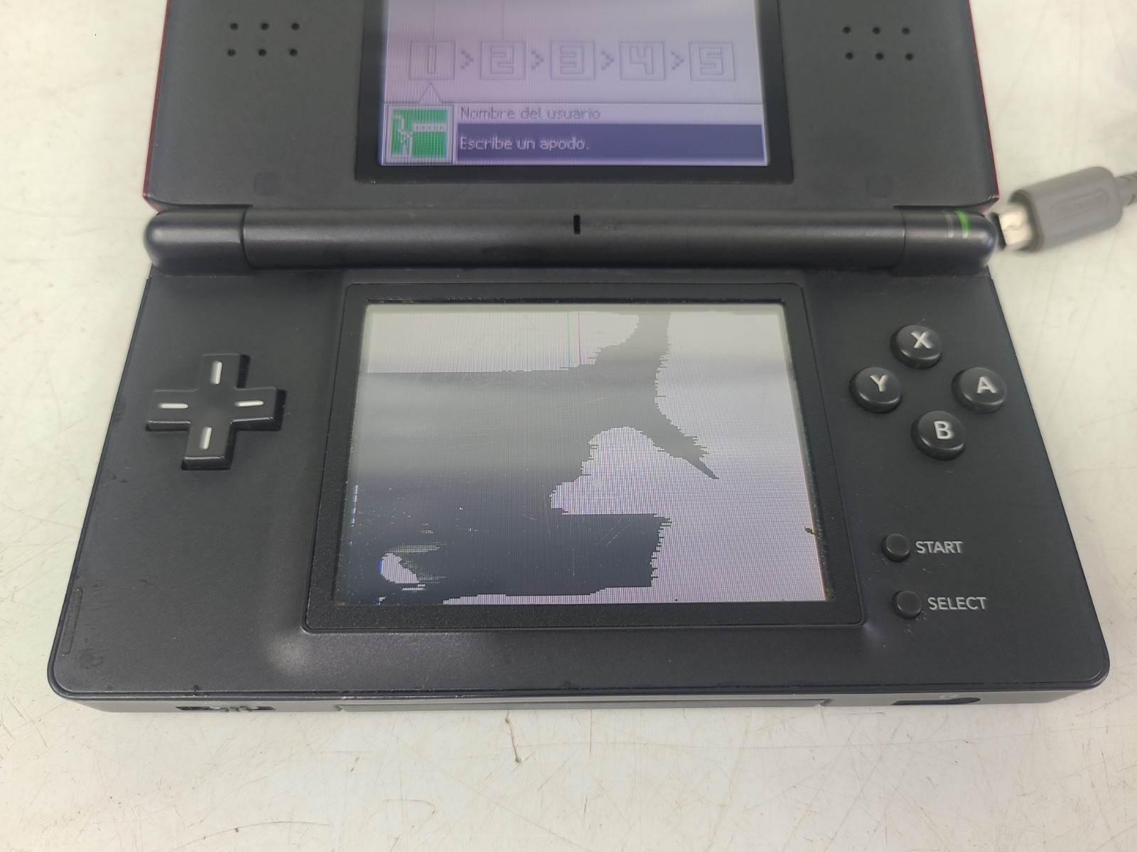 Nintendo DS Lite Handheld Game Console USG-001 With Charger & Stylus