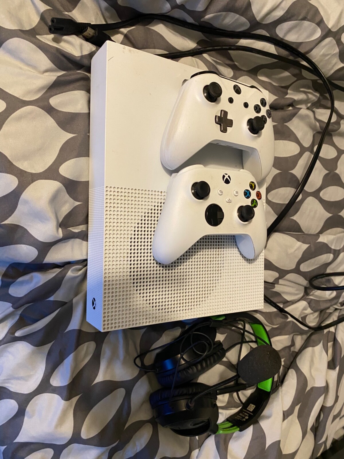 Microsoft Xbox One S All-Digital Edition 1TB Home Console – White