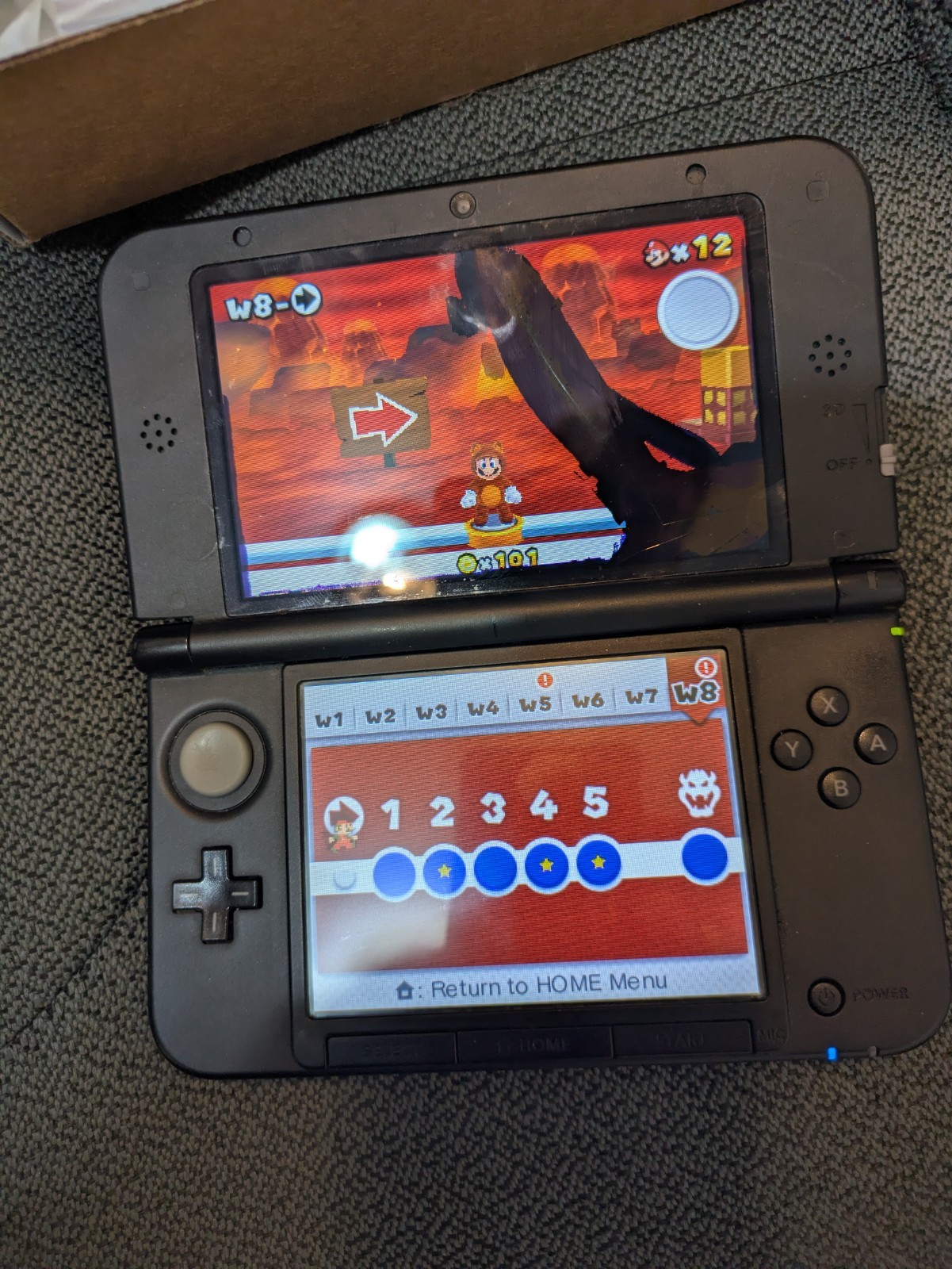 Defective – Nintendo 3DS XL Handheld System – Red/Black Cracked Screen Charger