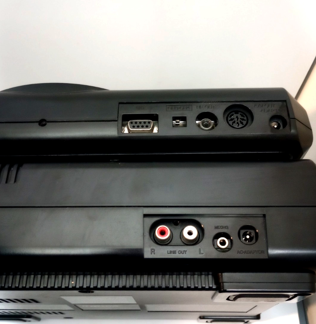 READ Sega CD, Model 1690 + Sega Genesis Model 1 UNTESTED FOR PARTS AS IS