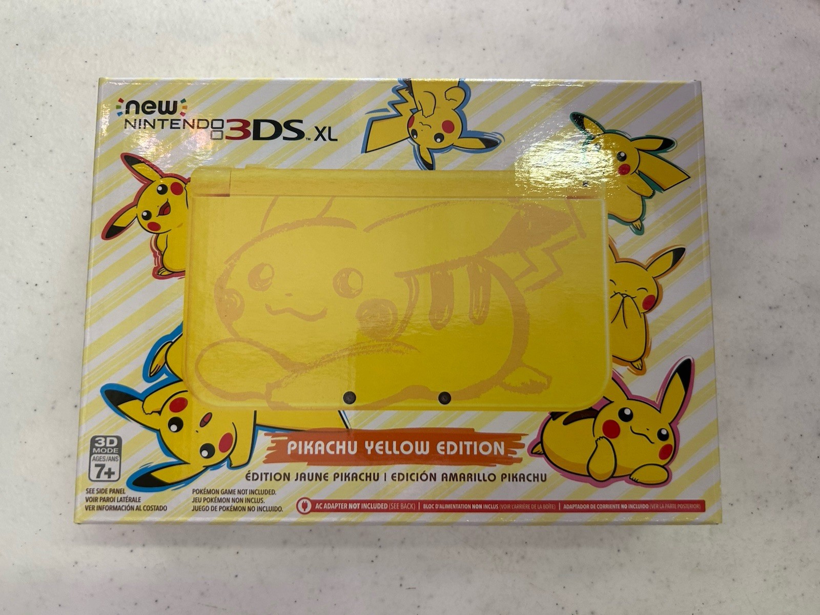 NEW Nintendo 3DS XL – Pikachu Yellow Edition [NEW Nintendo 3DS XL System]