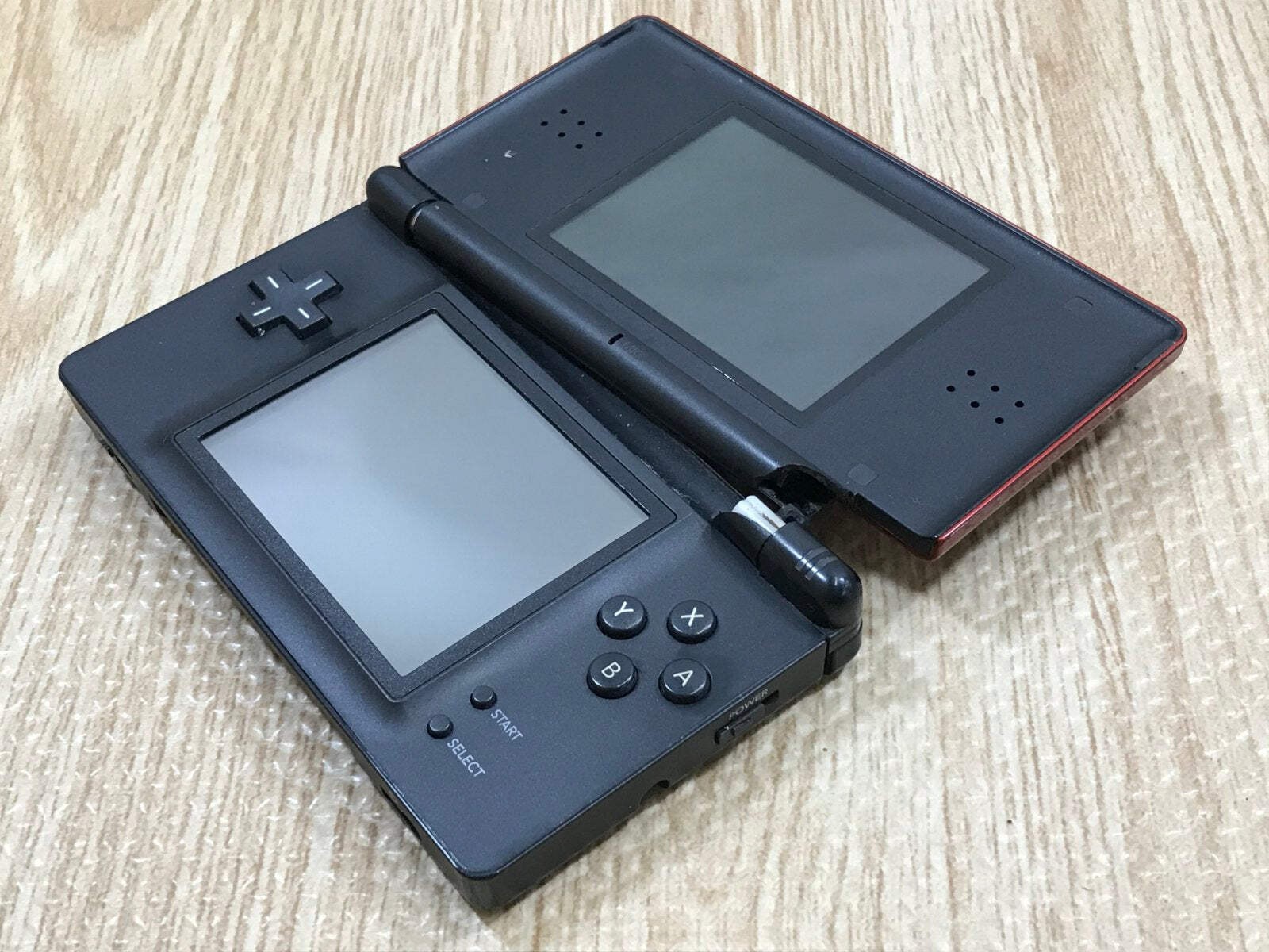 Nintendo DS Lite Crimson Black Console Nintendo Japan – Not Working LG9627