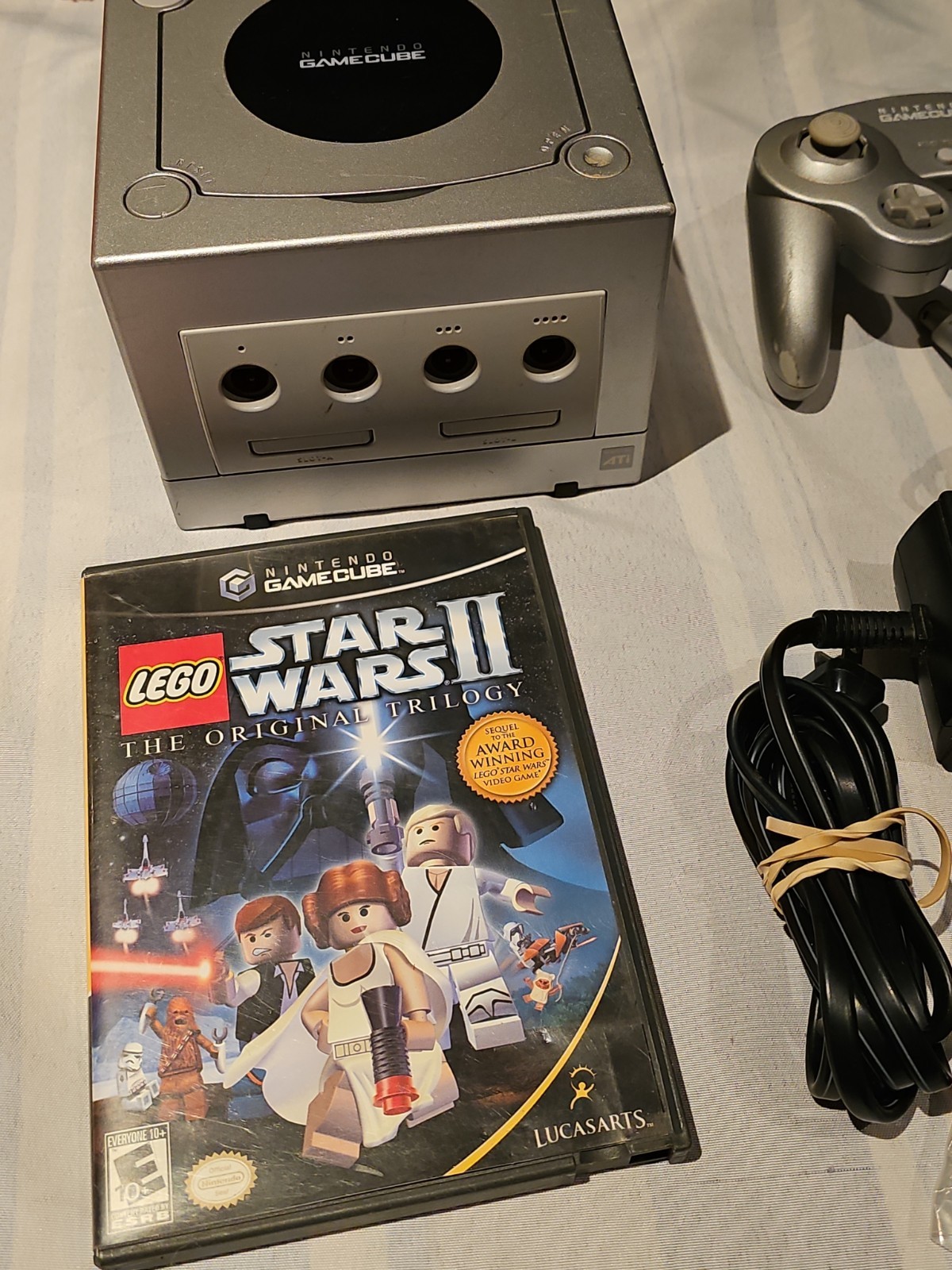 Nintendo GameCube DOL-101 Gaming System Console w/ Controller & Star Wars II F/s