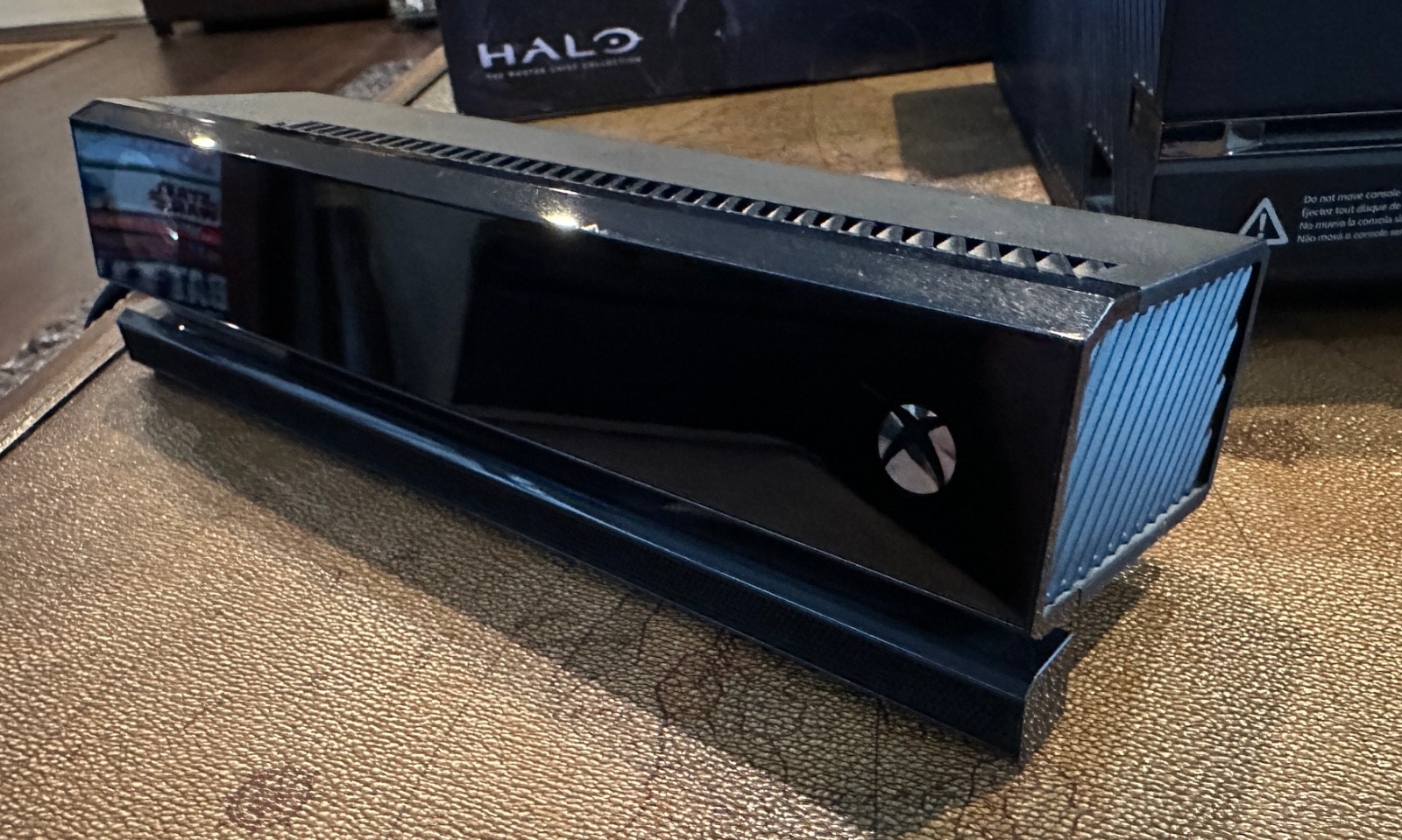 Xbox One + Kinect Console + new headset and 6+ games! Works fantastic!