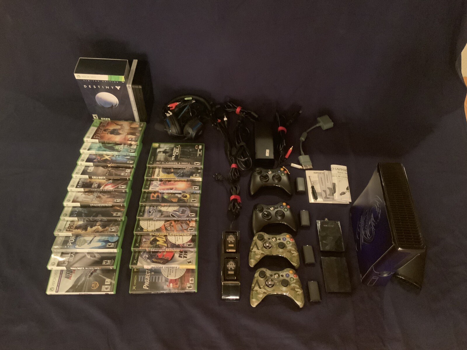 Microsoft Xbox 360 S Launch Edition 4GB Black Console W/ Accessories & Games