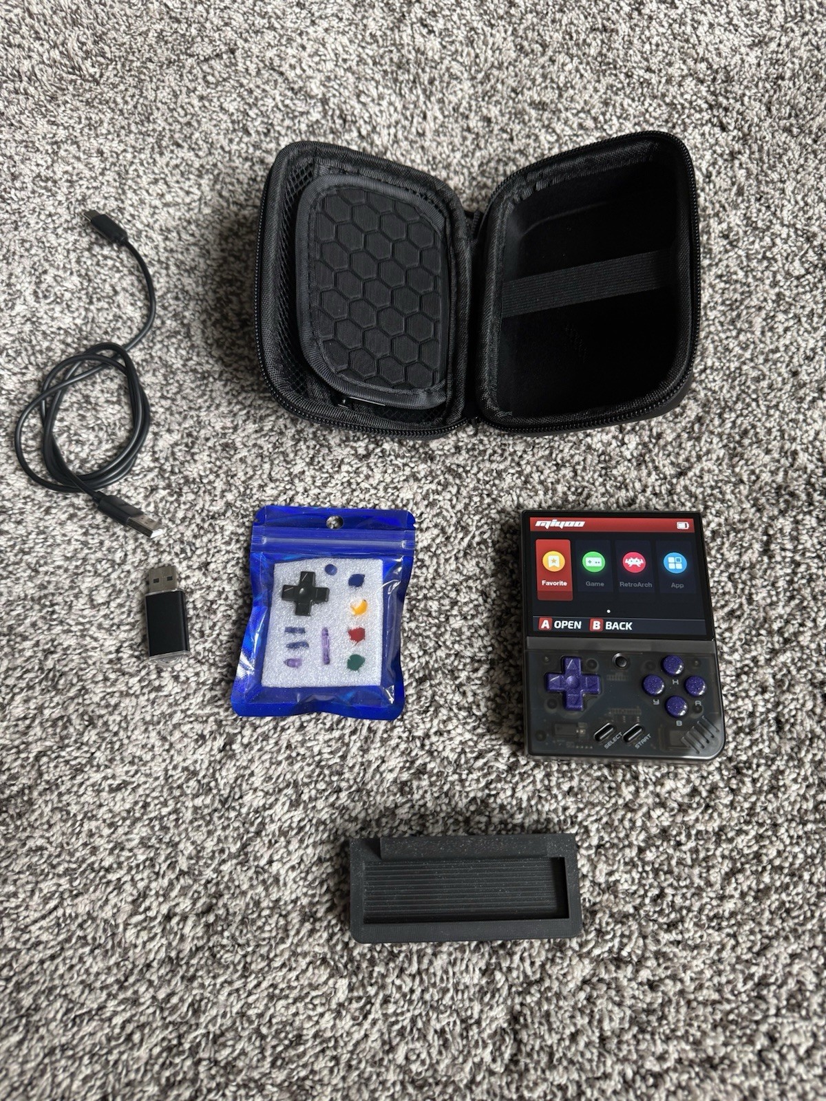Miyoo Mini Plus Transparent Black – Custom Purple Buttons – Speaker Mod – Case