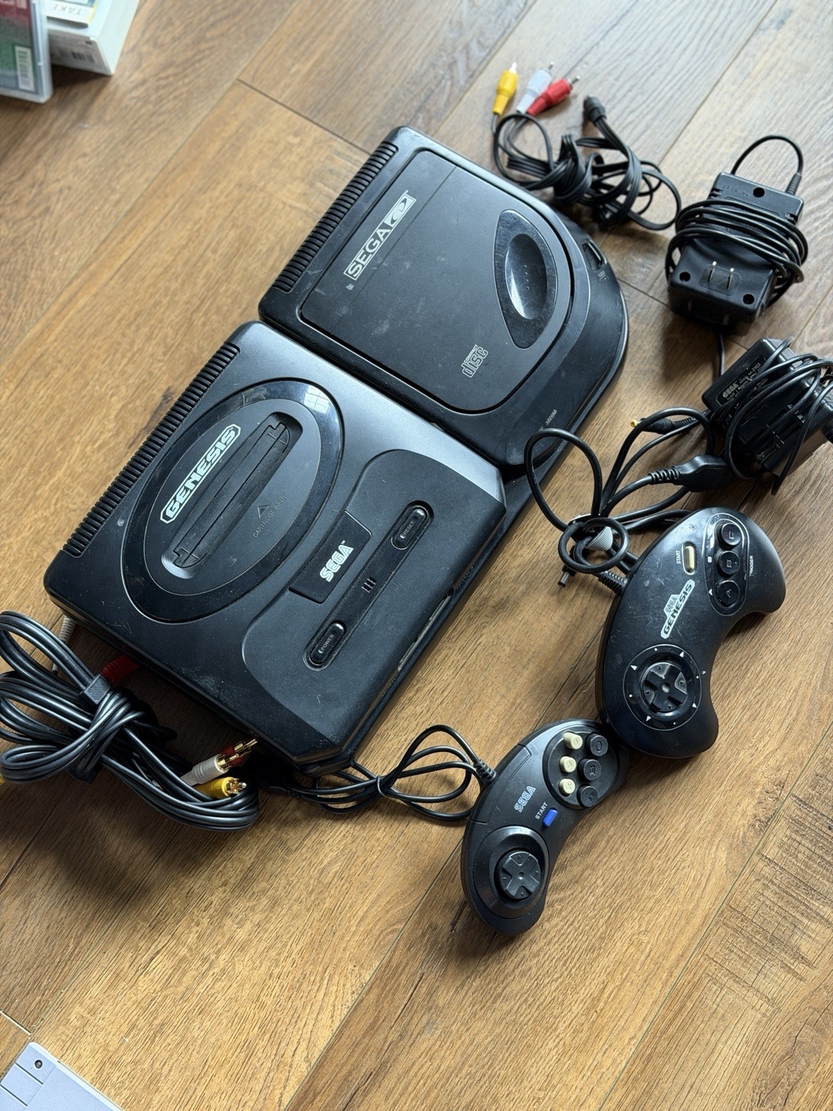 Sega Genesis Model MK-4102A 16-bit Console & Sega CD FOR PARTS CHECK DESRIPTION
