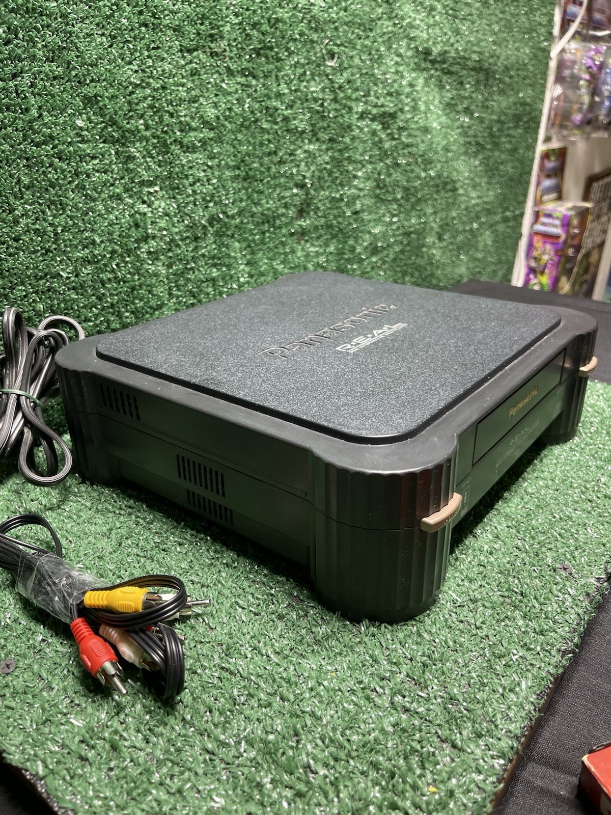 Panasonic REAL 3DO Console Bundle Powers On Doesn’t Read Disc. Free Ship!