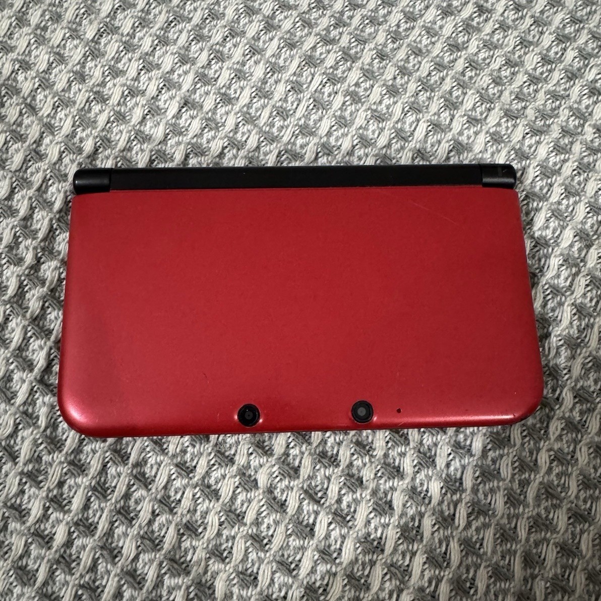 Nintendo 3DS XL 3D Capable Handheld System Red/Black 4GB Region Free