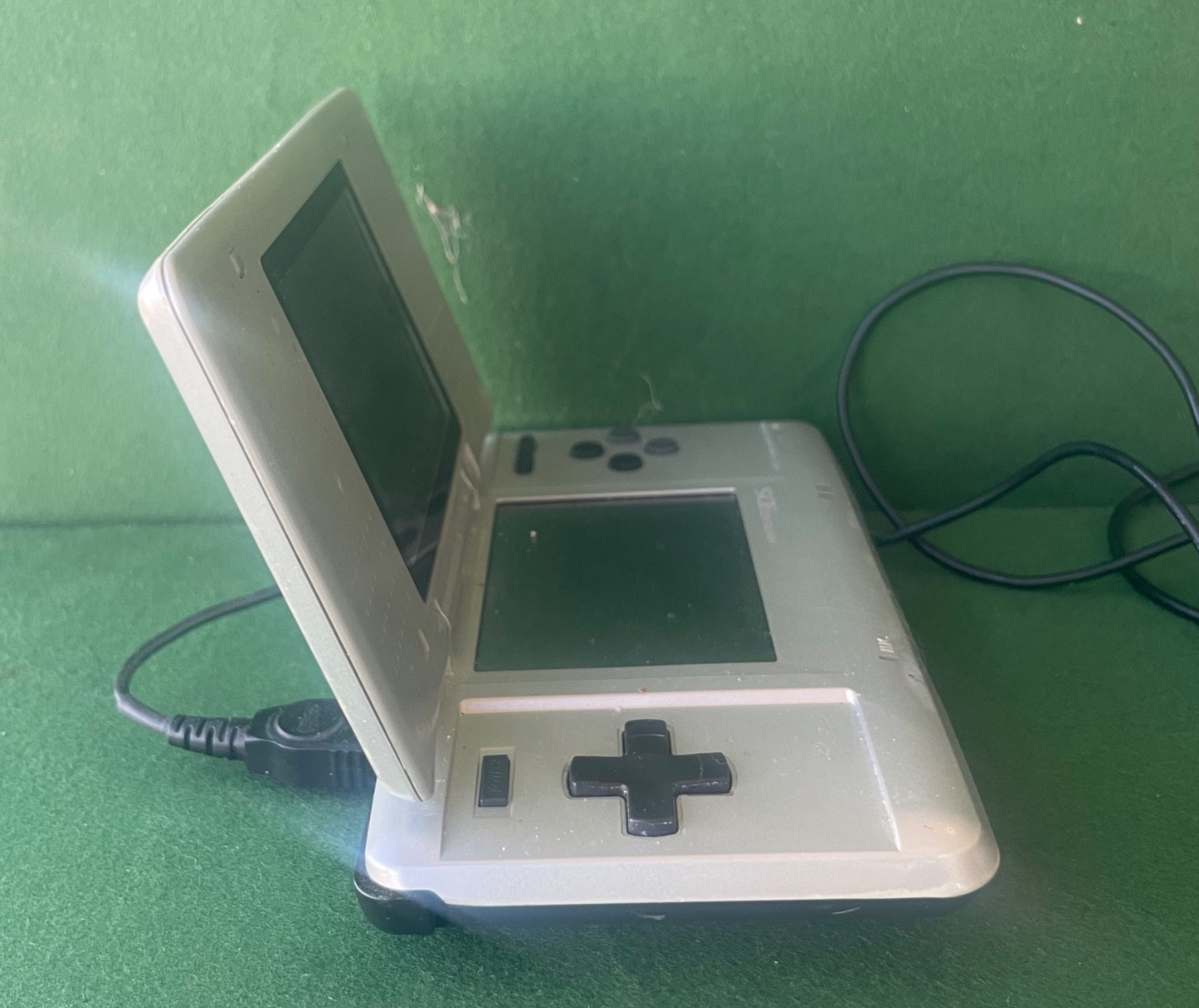 Nintendo original DS Handheld Game Console USG-001 & Charger Bundle