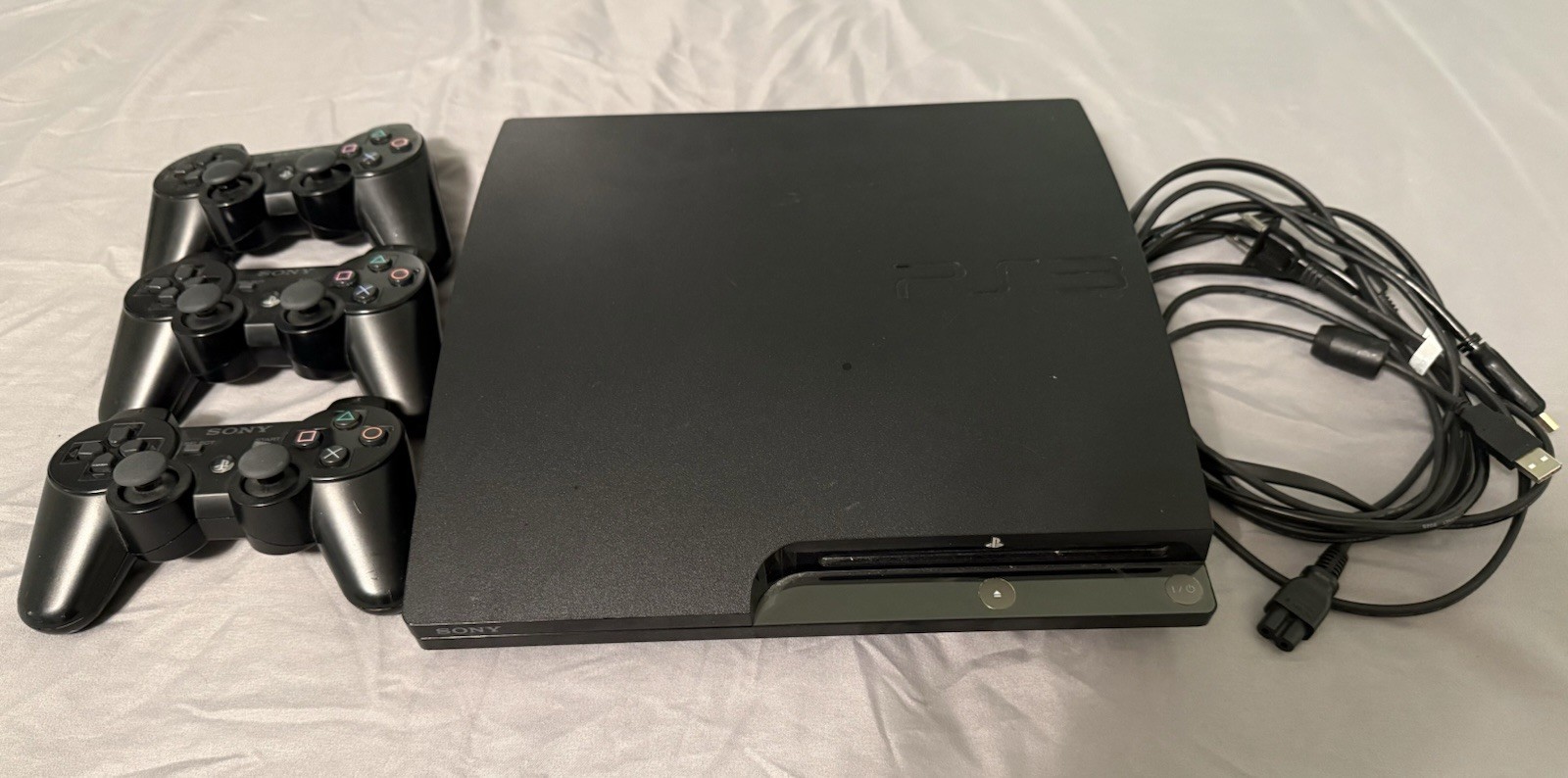 PS3 Slim 250GB Console Tested w/ 3 Controller + 2 Games – CECH-2001B – Read