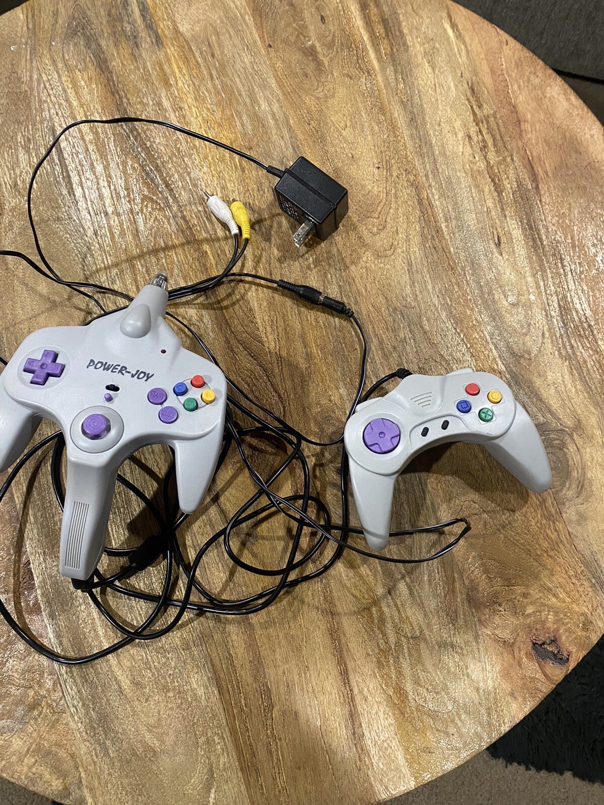 Power-Joy Game Plug & Play 2 Controllers Cartridge PJ-008 Ac Adapter Set