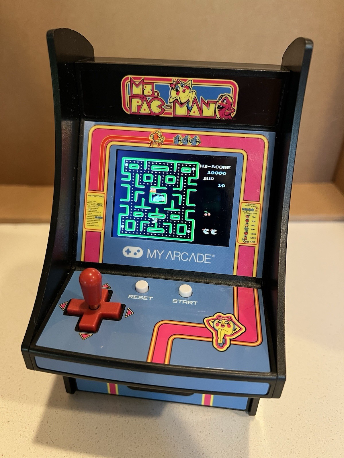 My Arcade Ms.Pac-Man Micro Player – Blue/Pink – BRIGHT SCREEN – Easy Controls
