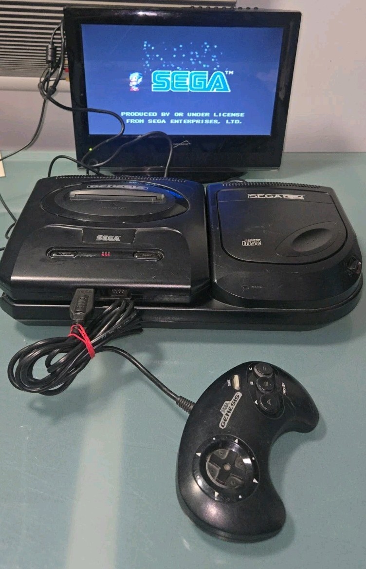 Sega CD Console Version 2 with Original Box, With Majesco Sega Genesis II, READ!