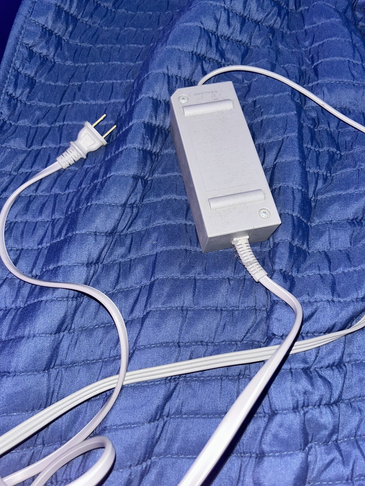 Nintendo Wii Console – TESTED – Includes 2 Controllers and AV Adapter