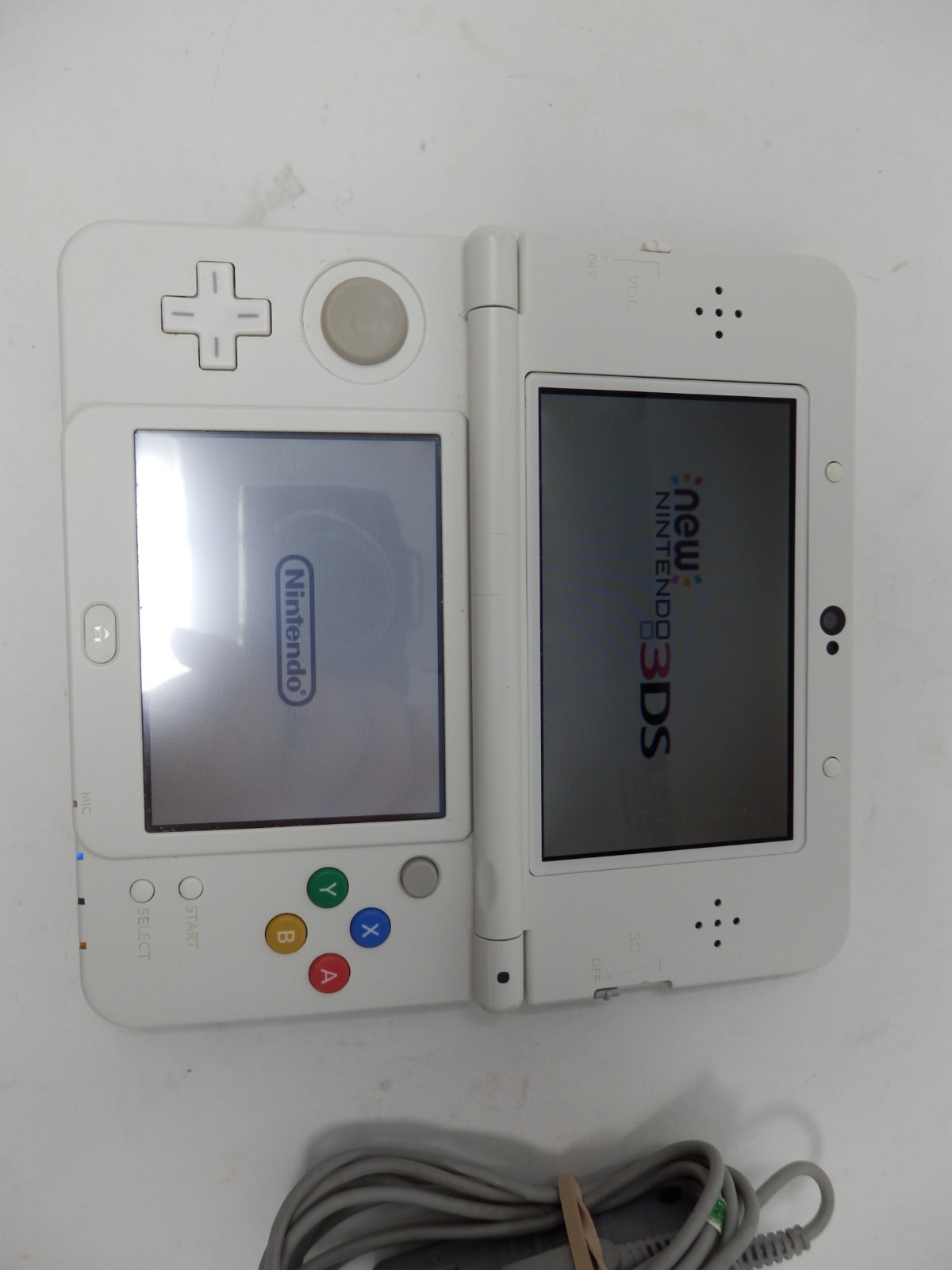 NEW Nintendo 3DS Pokemon Blastoise Plates With Stylus & Charger Works KTR-001