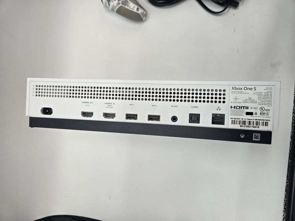 MICROSOFT XBOX ONE S – CONSOLE – 500GB – 1681 (VA5019144)