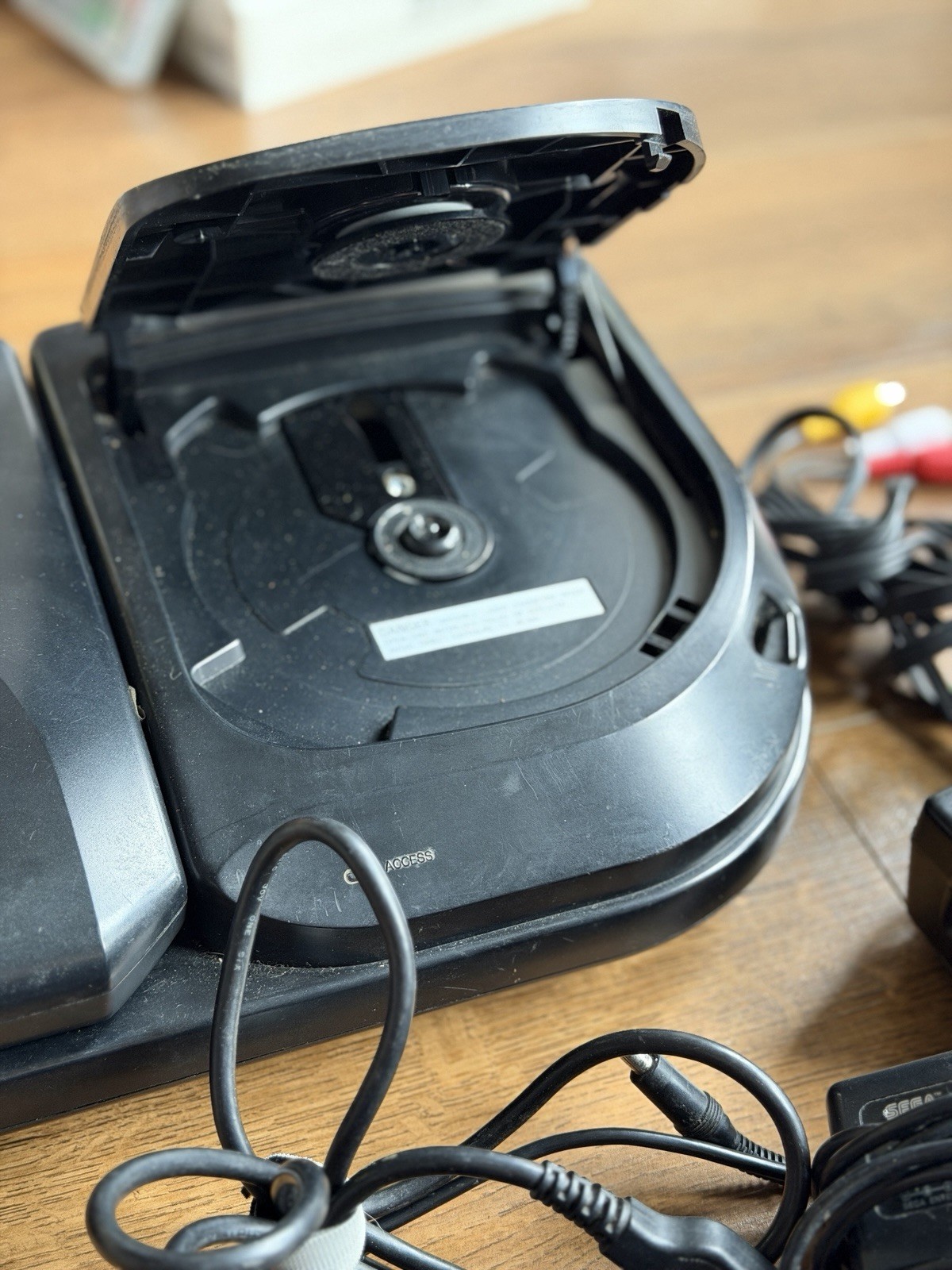 Sega Genesis Model MK-4102A 16-bit Console & Sega CD FOR PARTS CHECK DESRIPTION