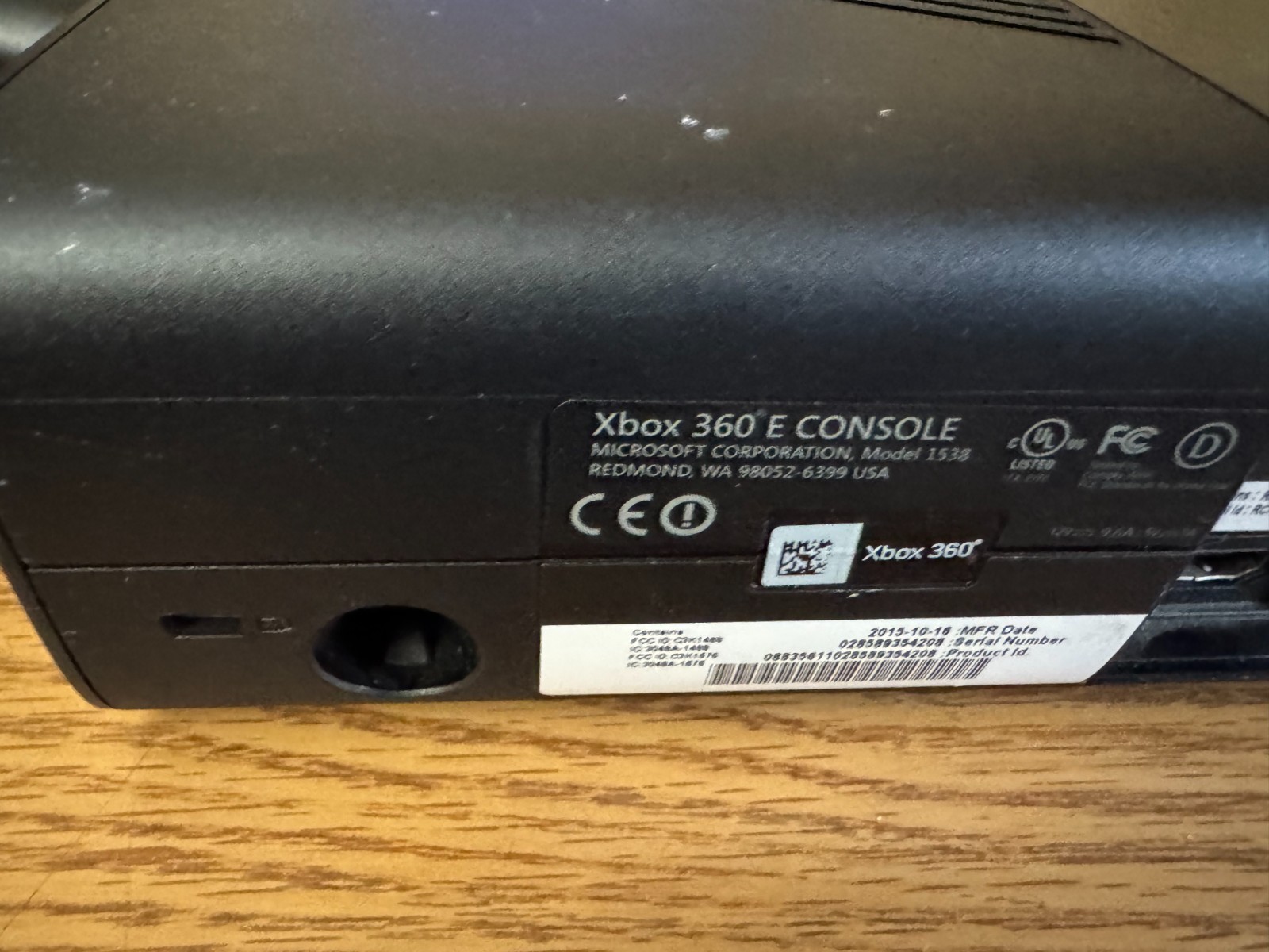 Microsoft Xbox 360 E System Black Gaming Console Controller And Adapter.