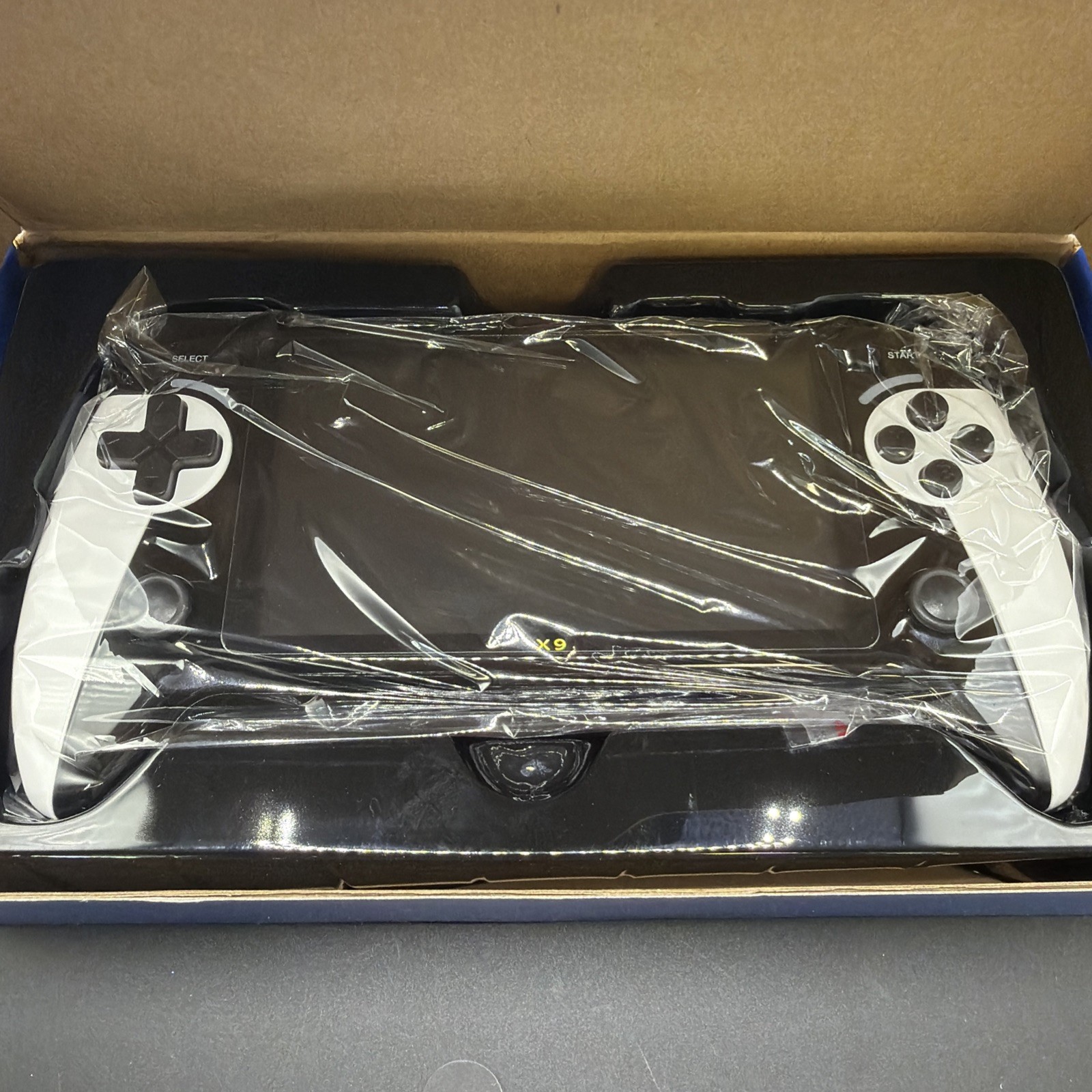 BLACK HAWK X9 Handheld Game Console 5.5″ IPS Screen 20000+ Games – NEW IN BOX