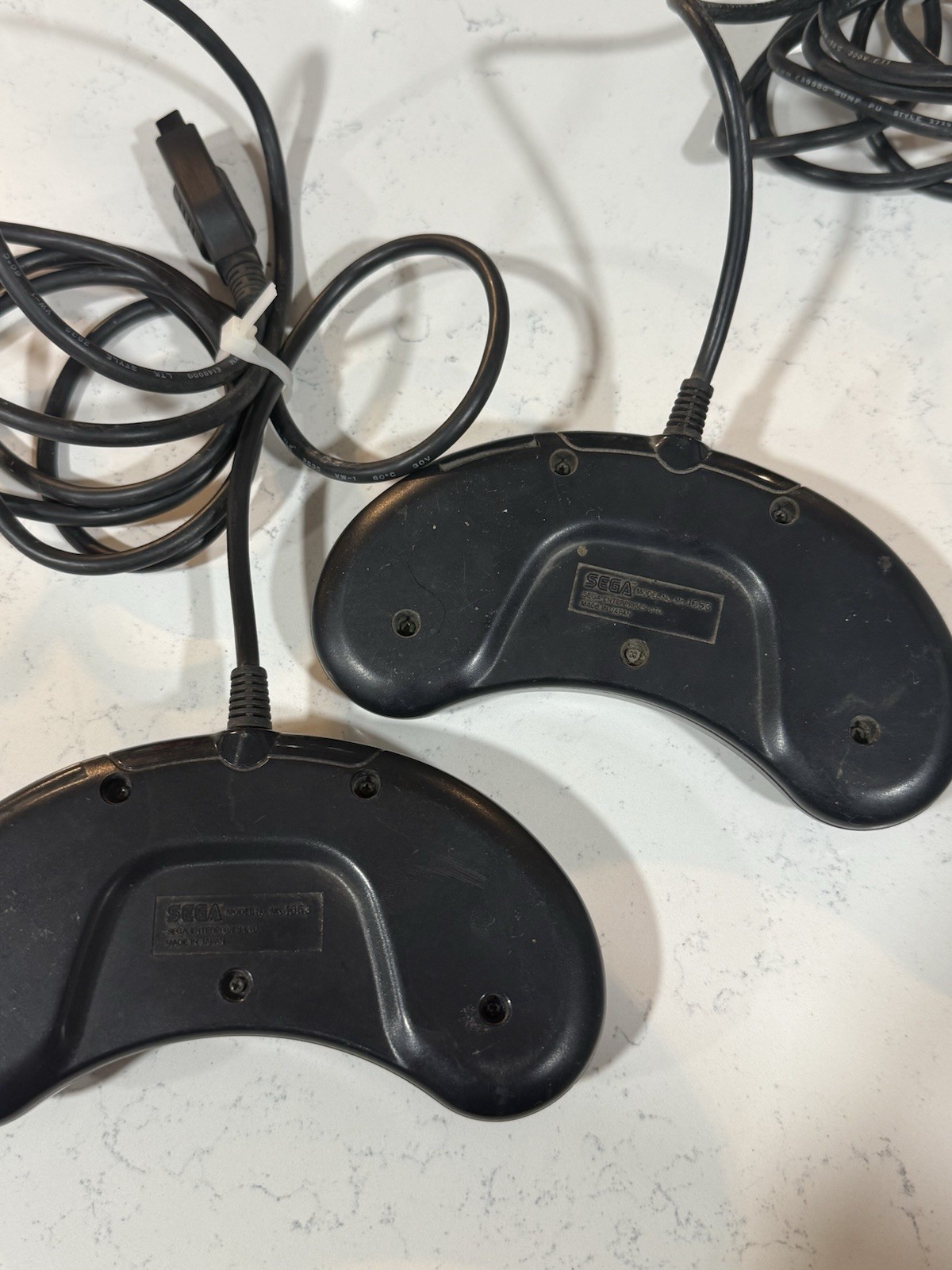 Sega Genesis Model 2 Console Bundle OEM Controllers Sonic 2 Mortal Kombat Tested